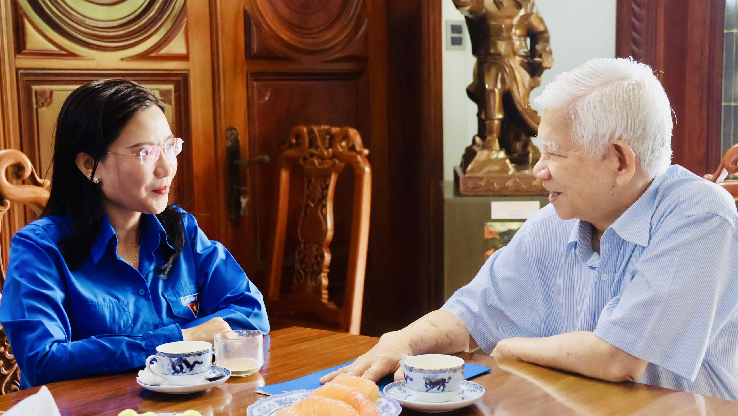  Bí thư Trung ương Đoàn tri ân nguyên Chủ tịch nước Nguyễn Minh Triết - Ảnh 4.