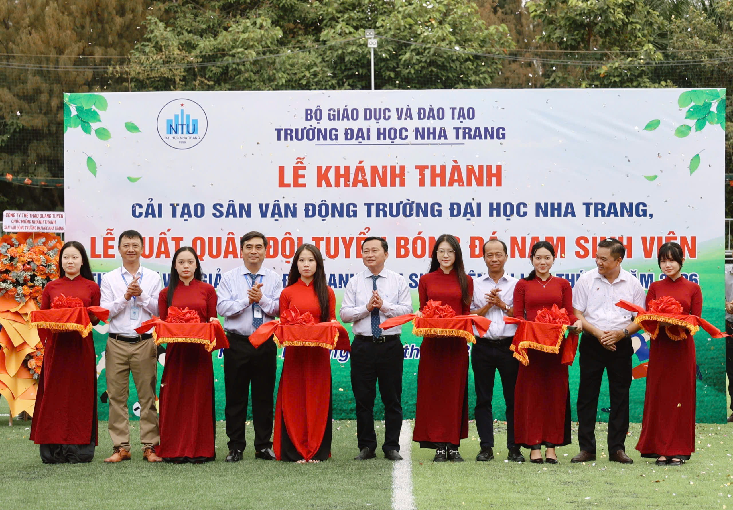 Trường ĐH Nha Trang khánh thành SVĐ, xuất quân dự VCK TNSV THACO cup 2026- Ảnh 1.