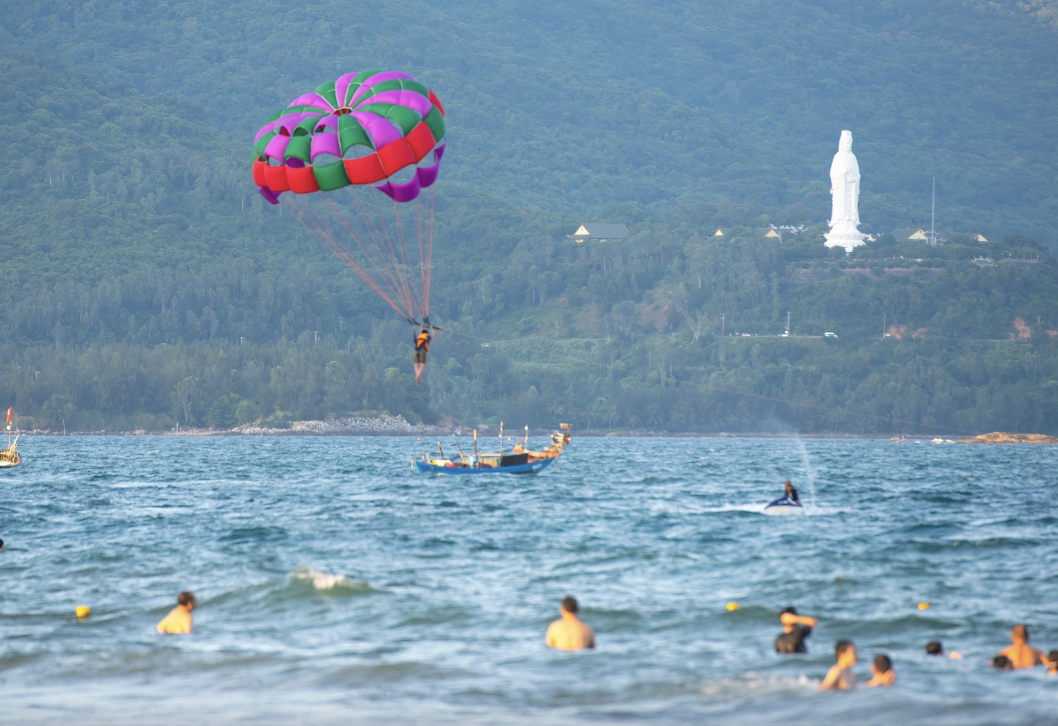 Khách Hàn Quốc tới Việt Nam du lịch nhiều nhất trong tháng 2- Ảnh 2.