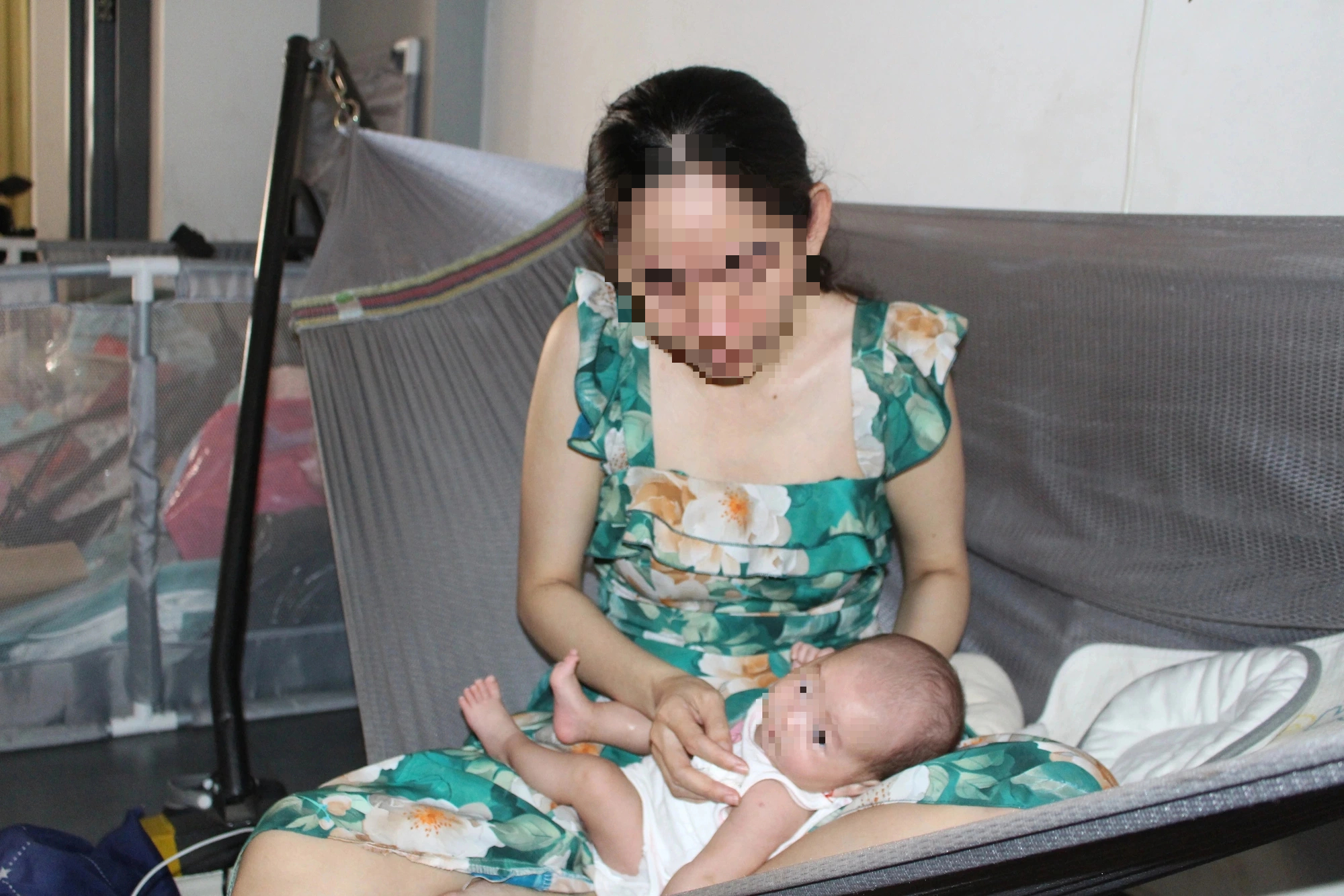 Gạo, Khoai, Bắp và những người mẹ đơn thân chưa kịp hết tuổi sinh viên
- Ảnh 1.