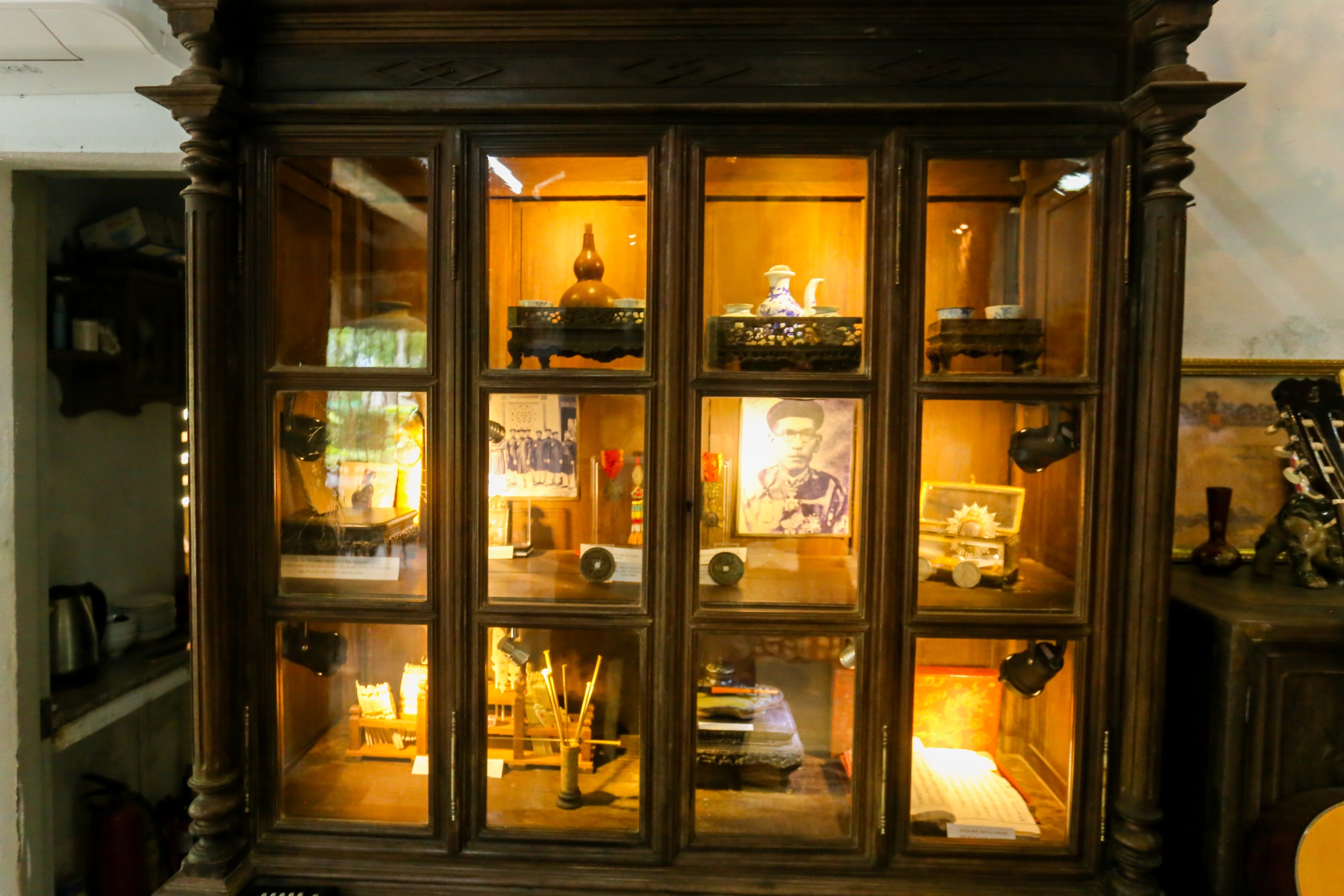 Phủ thờ c&ocirc;ng ch&uacute;a Ngọc Sơn: Nơi giữ b&aacute;u vật ho&agrave;ng gia v&agrave; nếp nh&agrave; rường cổ- Ảnh 6.