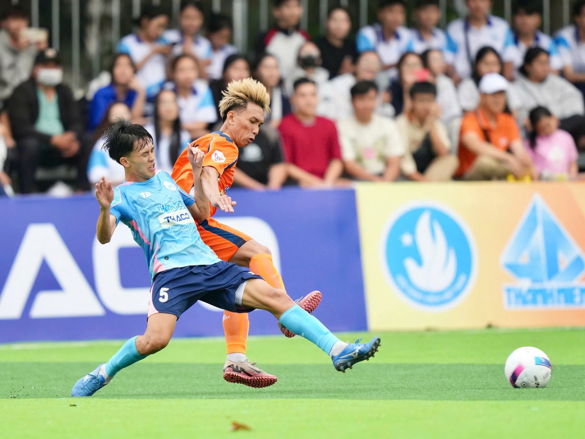 Chủ nh&agrave; thể hiện bản lĩnh- Ảnh 1.