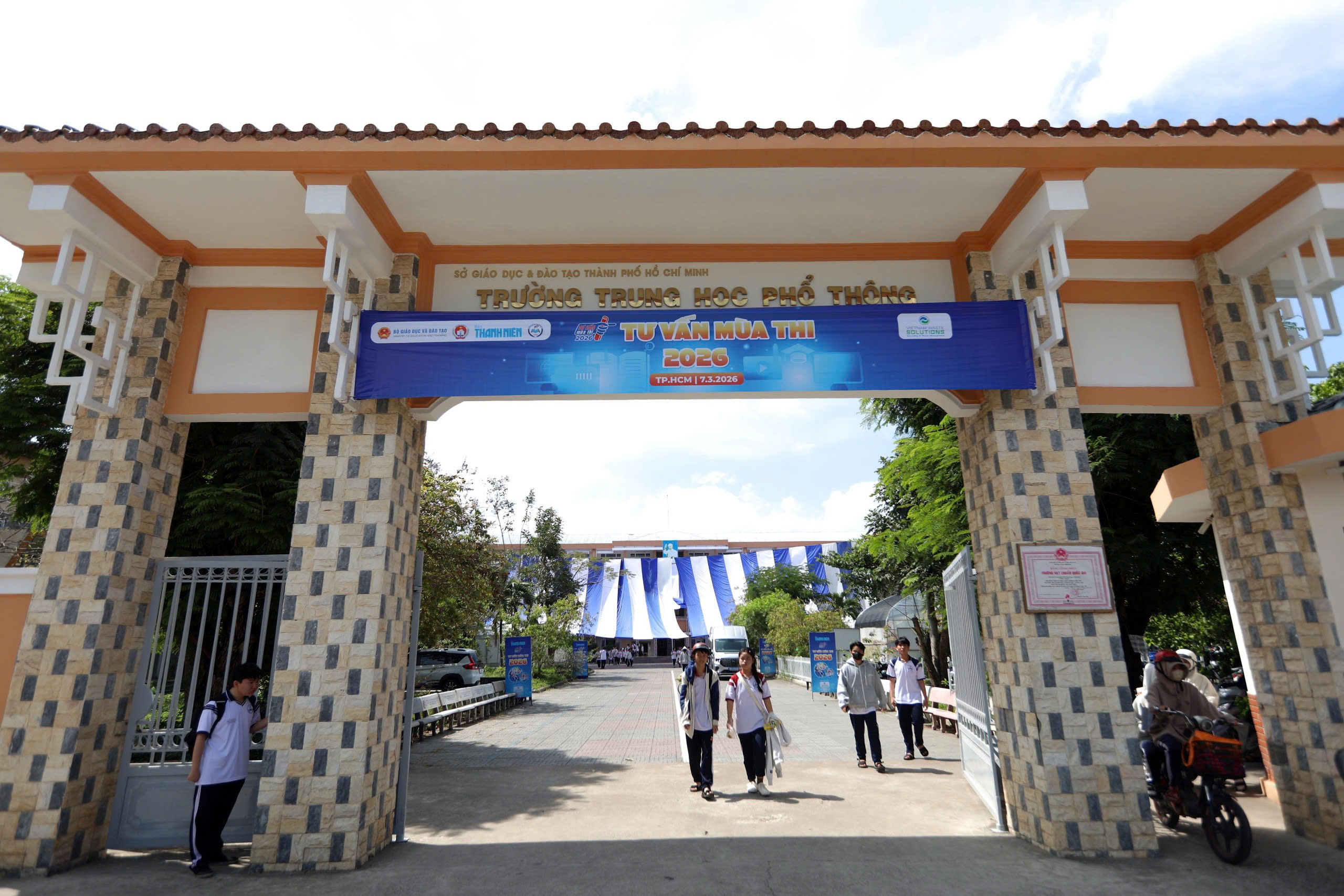 Hơn 2.500 học sinh TP.HCM đi tìm cơ hội cho tương lai - Ảnh 19.
