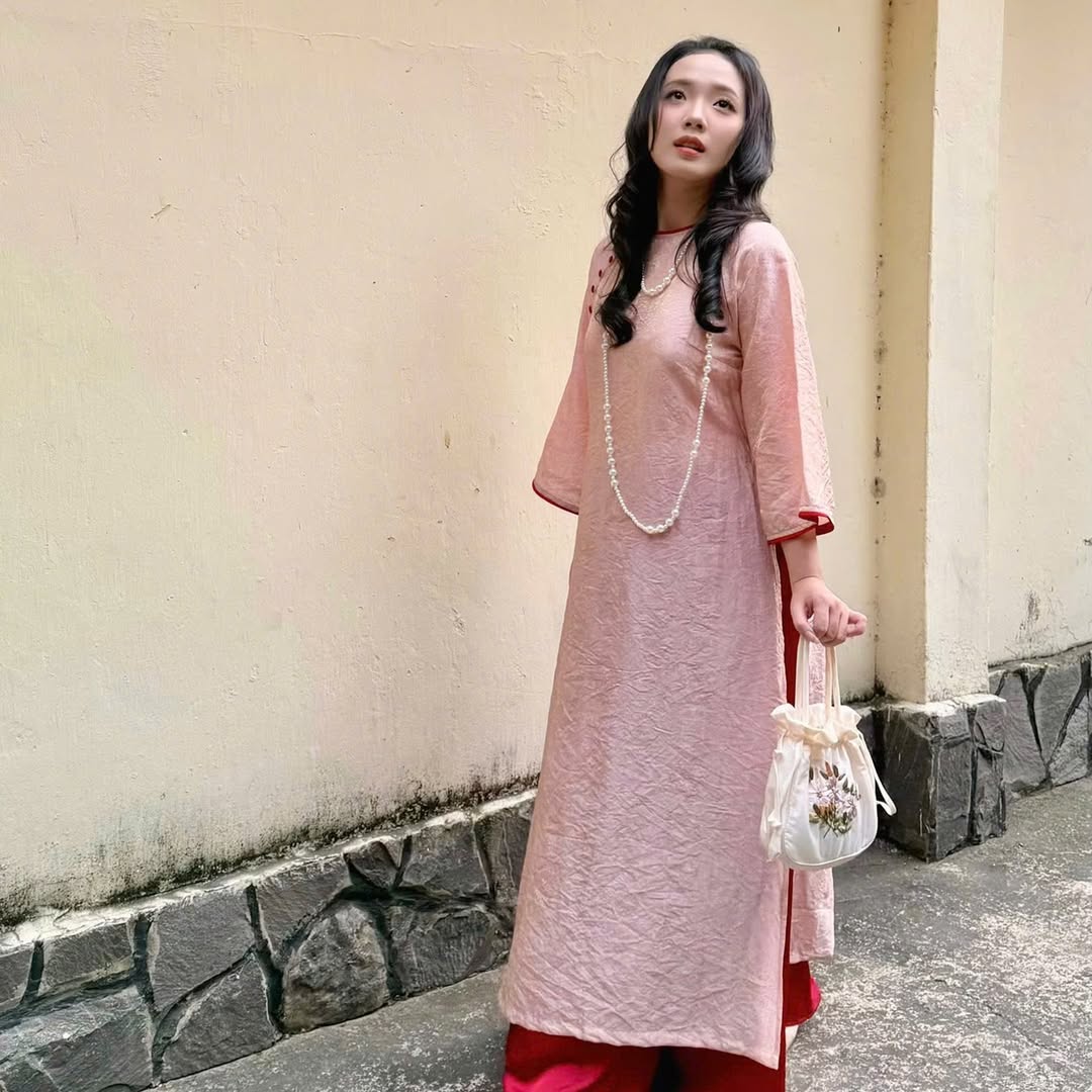 Giải m&atilde; sức h&uacute;t của &aacute;o d&agrave;i với giới trẻ ng&agrave;y nay:  - Ảnh 3.