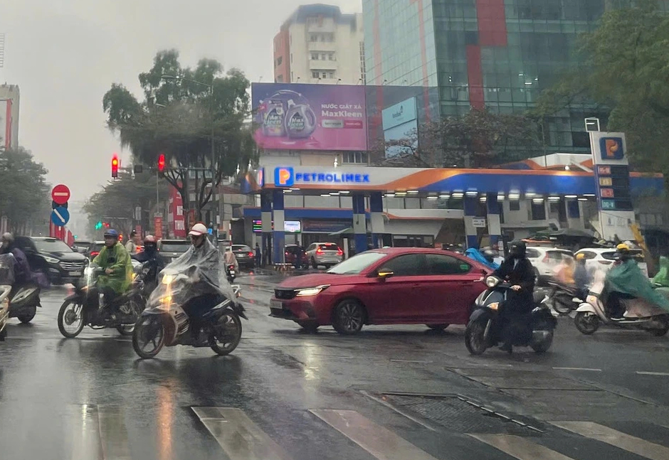 Không khí lạnh tràn về, miền Bắc mưa rét 2 ngày- Ảnh 1.