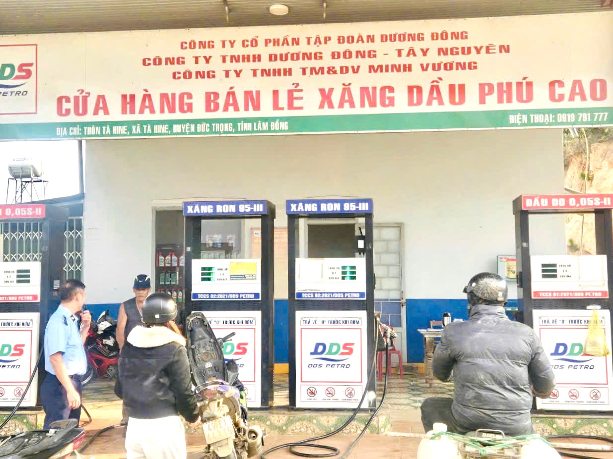 Lâm Đồng chưa phát hiện tình trạng găm xăng dầu- Ảnh 2. Lâm Đồng chưa phát hiện tình trạng găm xăng dầu- Ảnh 2.