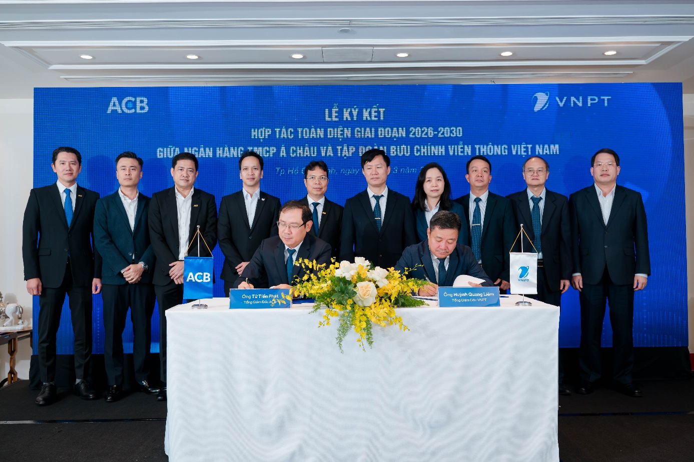 ACB và VNPT ký kết hợp tác toàn diện trong 5 năm tới - Ảnh 1.