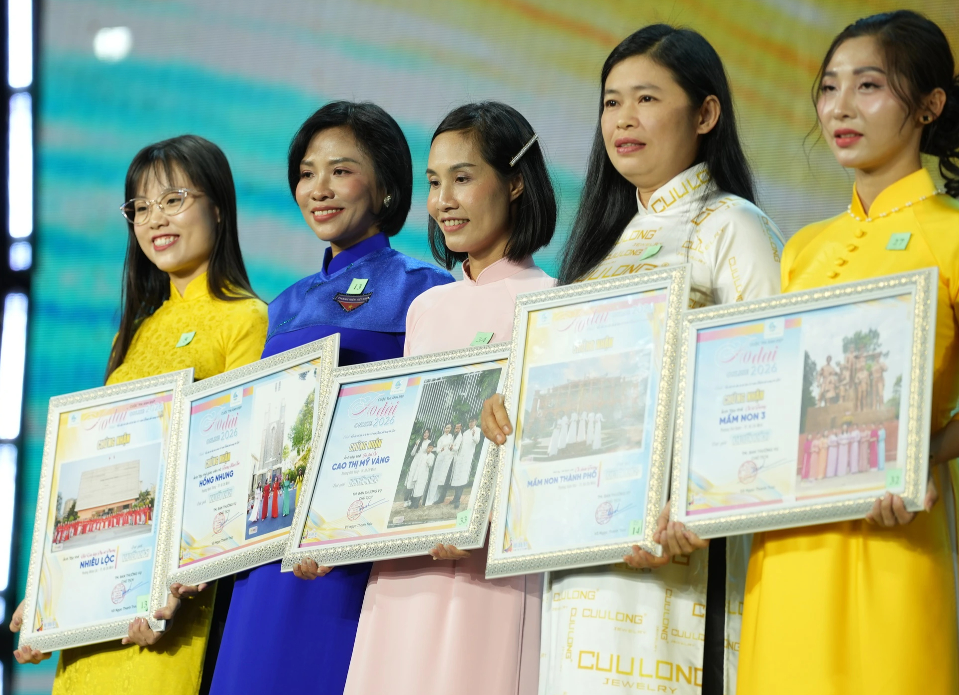 Chung kết Duy&ecirc;n d&aacute;ng &Aacute;o d&agrave;i TP.HCM: Khi cộng đồng c&ugrave;ng t&ocirc;n vinh t&agrave; &aacute;o d&acirc;n tộc- Ảnh 14.