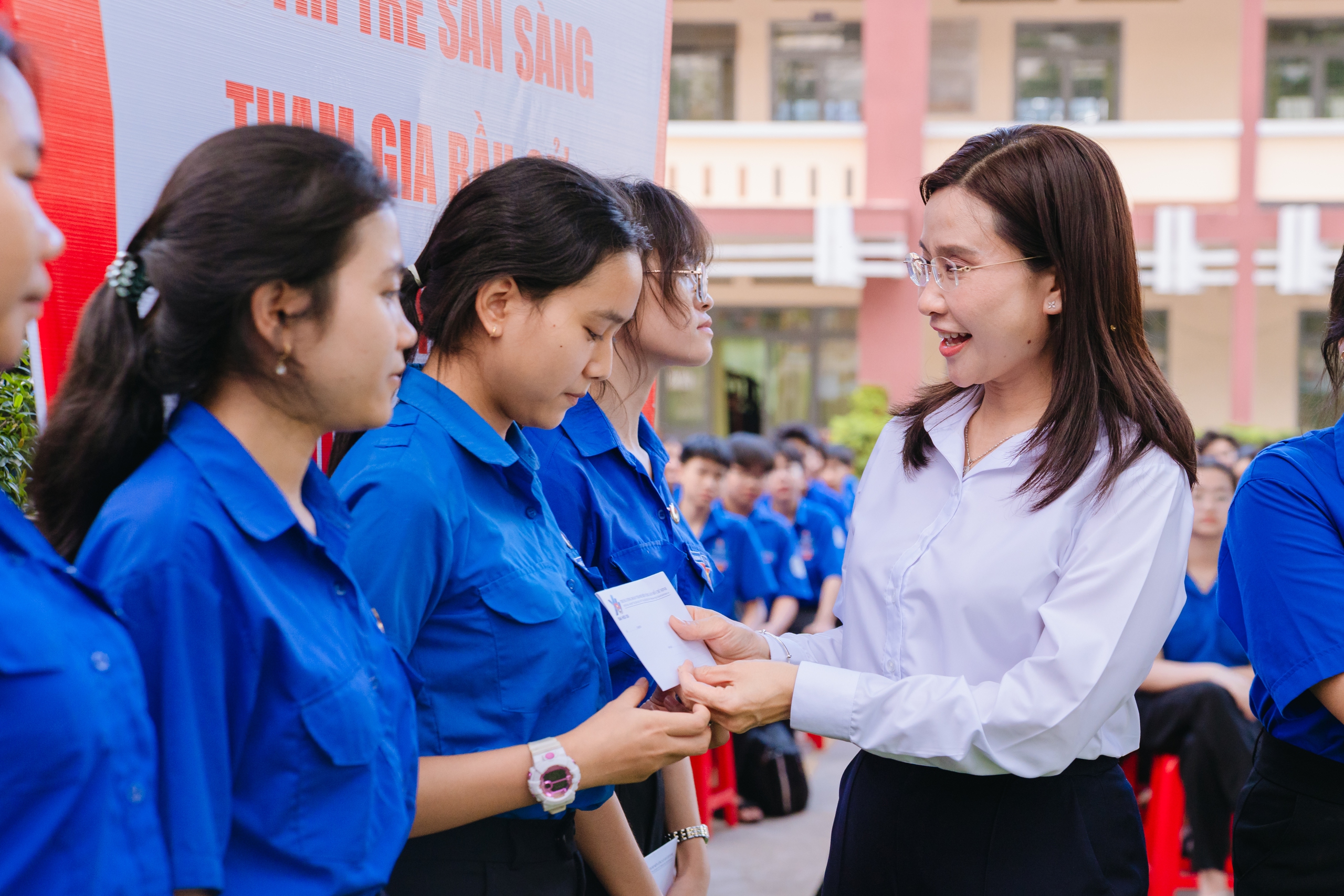 Th&aacute;ng Thanh ni&ecirc;n: H&agrave;ng trăm đo&agrave;n vi&ecirc;n tham gia t&igrave;m hiểu bầu cử, &ldquo;Sẵn s&agrave;ng tuổi 18&rdquo; - Ảnh 2.
