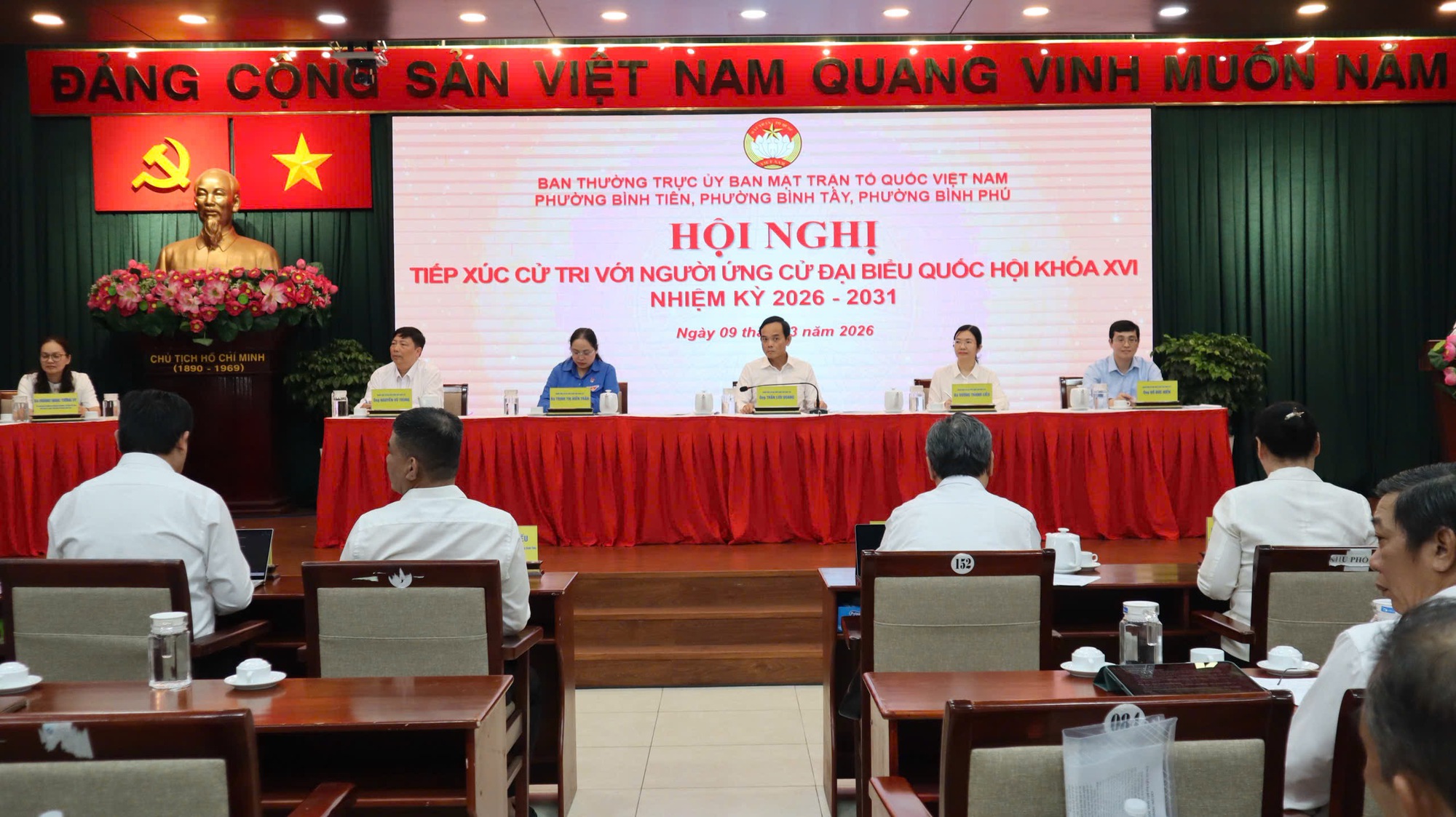 Cam kết th&aacute;o gỡ dự &aacute;n vướng mắc ph&aacute;p l&yacute;- Ảnh 1.