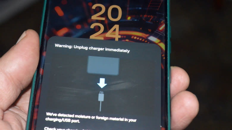 Bóc trần 3 thủ phạm khiến điện thọai Android không nhận sạc hiệu quả 2026 - Ảnh 3.