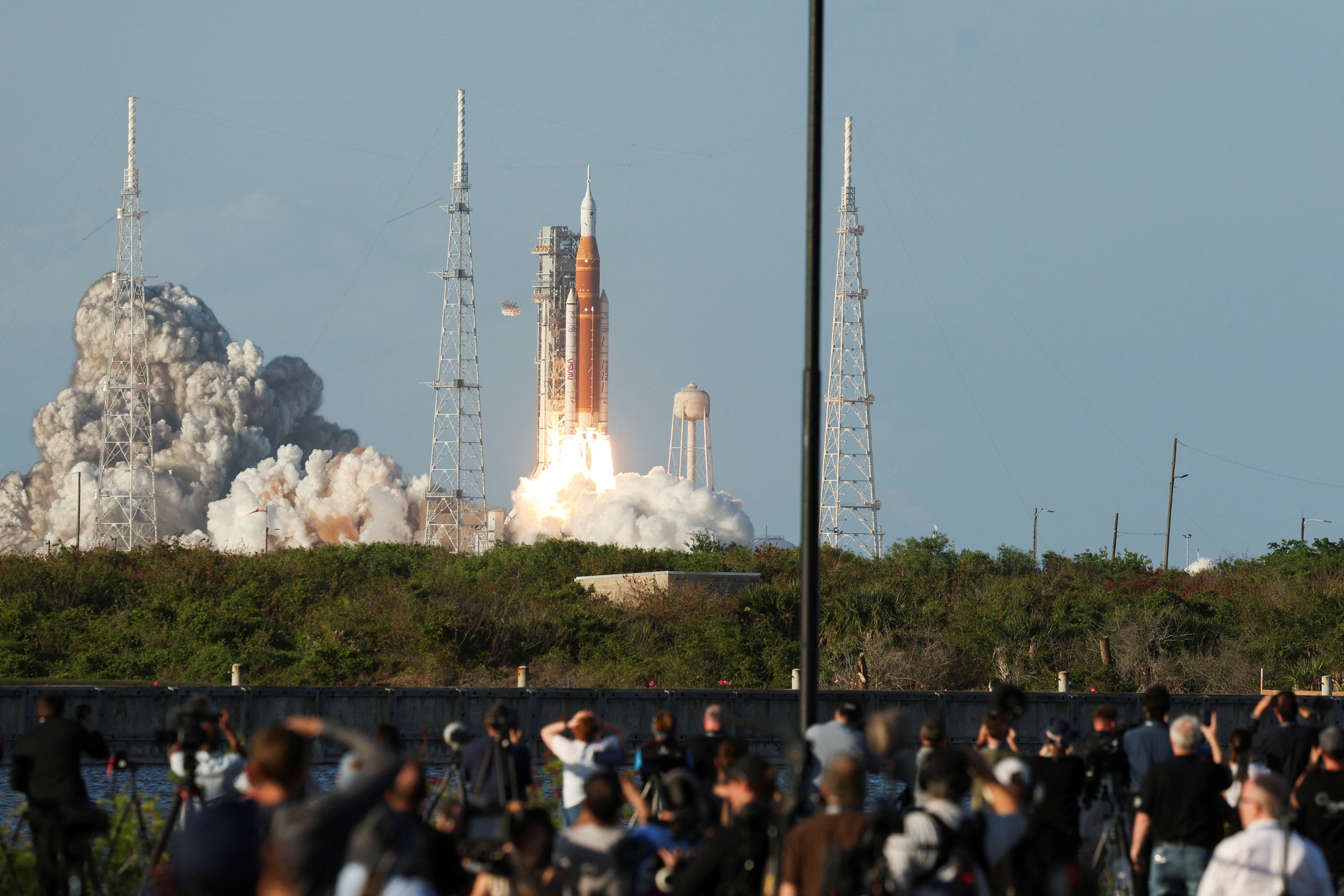 Sứ Mệnh Artemis 2: Bước Nhảy Đột Phá Trong Chương Trình Không Gian