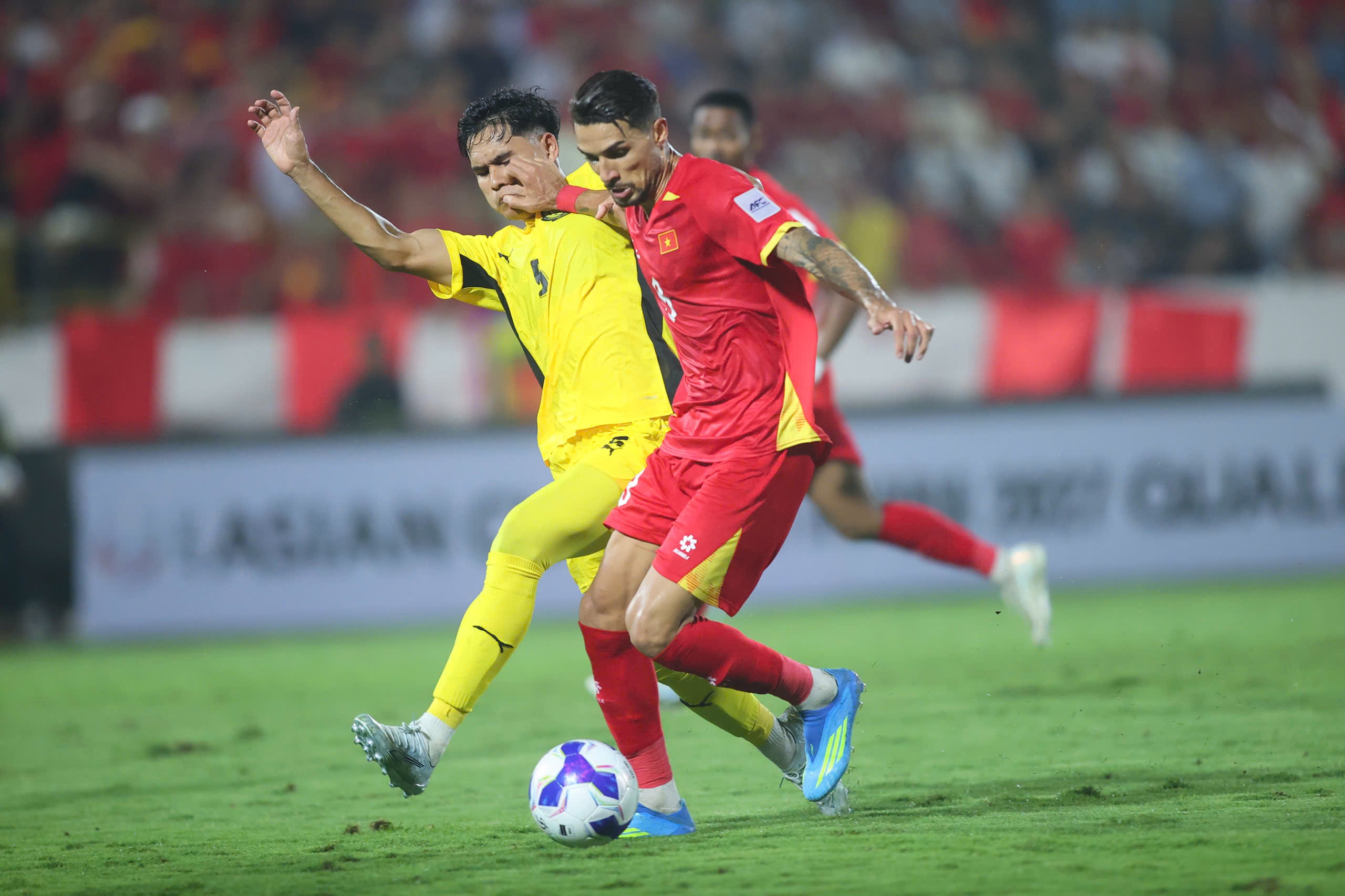 Sau trận thua Việt Nam, HLV Cklamovski bị ‘ép’ rời ghế nóng đội tuyển Malaysia: Từ chức trước AFF Cup?- Ảnh 2.