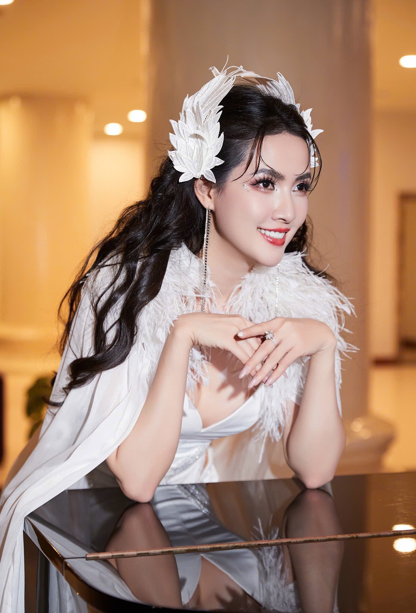 Phan Thị Mơ l&agrave;m ph&oacute; chủ tịch CLB doanh nghiệp, k&iacute;n tiếng chuyện đời tư ở tuổi 36- Ảnh 5.