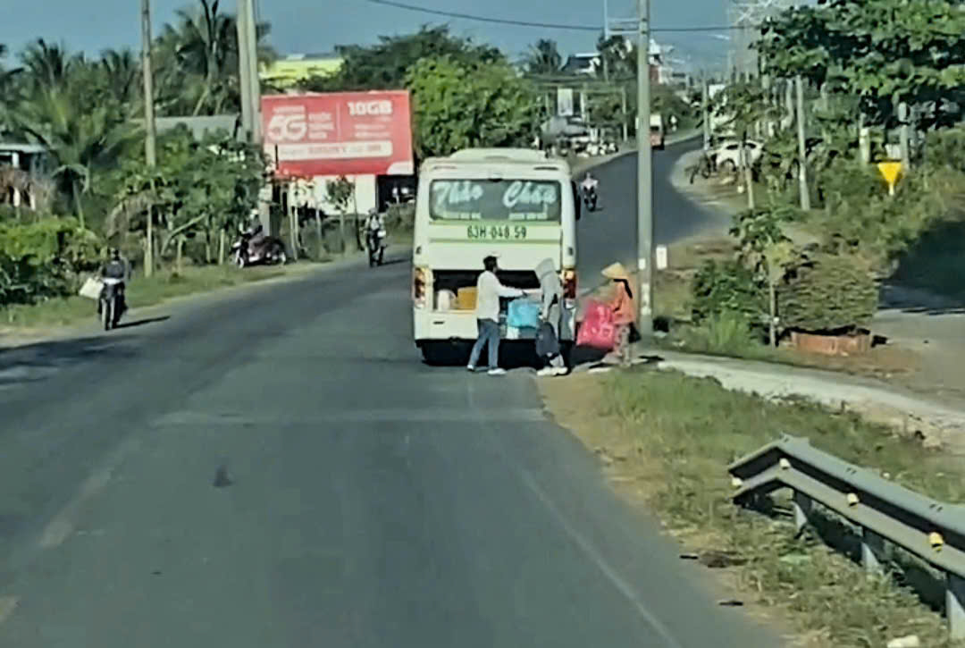 - Ảnh 1. - Ảnh 1.