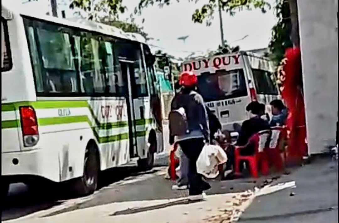 - Ảnh 4. - Ảnh 4.