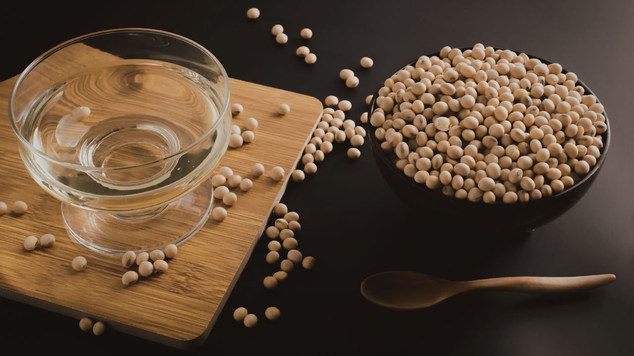 Giảm nguy cơ ung thư v&uacute; từ việc sử dụng đậu n&agrave;nh hợp l&yacute; - Ảnh 1.