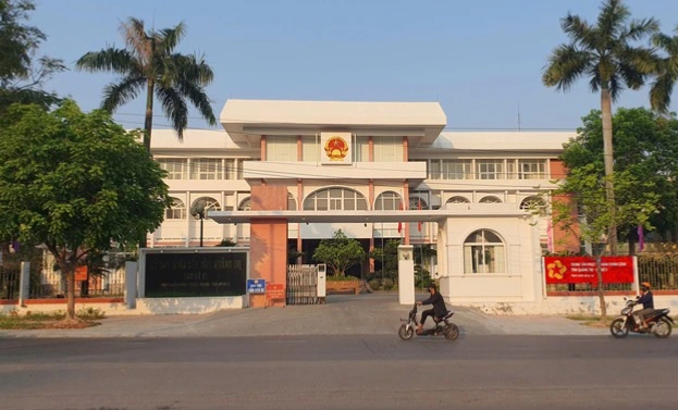 'Kh&ocirc;ng phải đưa ngược c&aacute;n bộ l&agrave;m việc ở bắc Quảng Trị v&agrave;o lại nam Quảng Trị'- Ảnh 1.