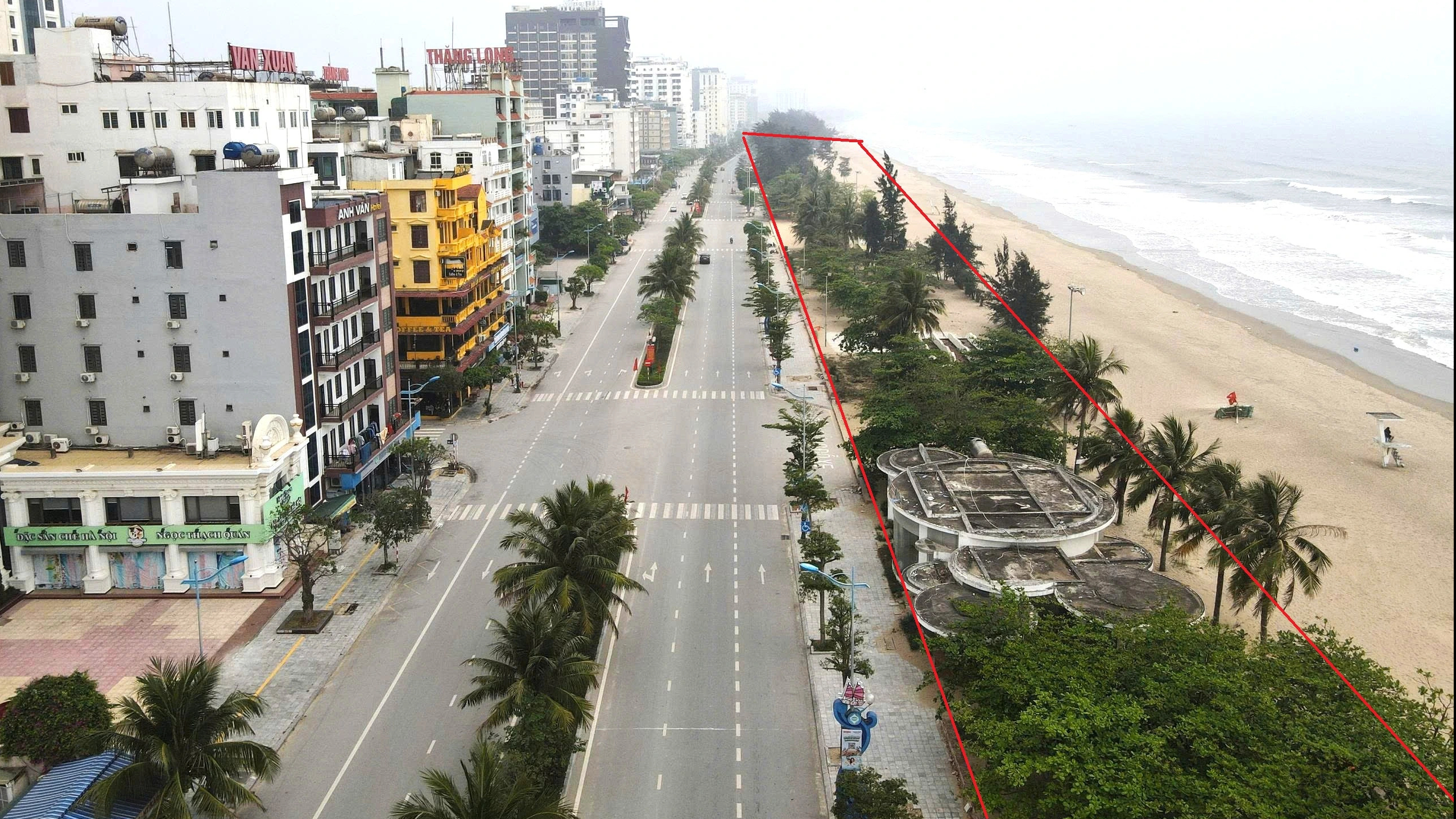 Hiện trạng Không gian bãi biển Sầm Sơn: Thách thức và cơ hội đầu tư năm 2026 - Ảnh 2. Hiện trạng Không gian bãi biển Sầm Sơn: Thách thức và cơ hội đầu tư năm 2026 - Ảnh 2.