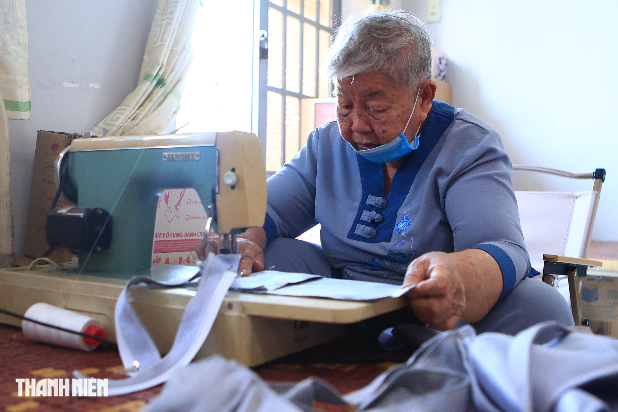 TP.HCM nh&igrave;n từ s&ocirc;ng S&agrave;i G&ograve;n: Ng&ocirc;i ch&ugrave;a 30 năm cưu mang phận đời xế b&oacute;ng- Ảnh 5.