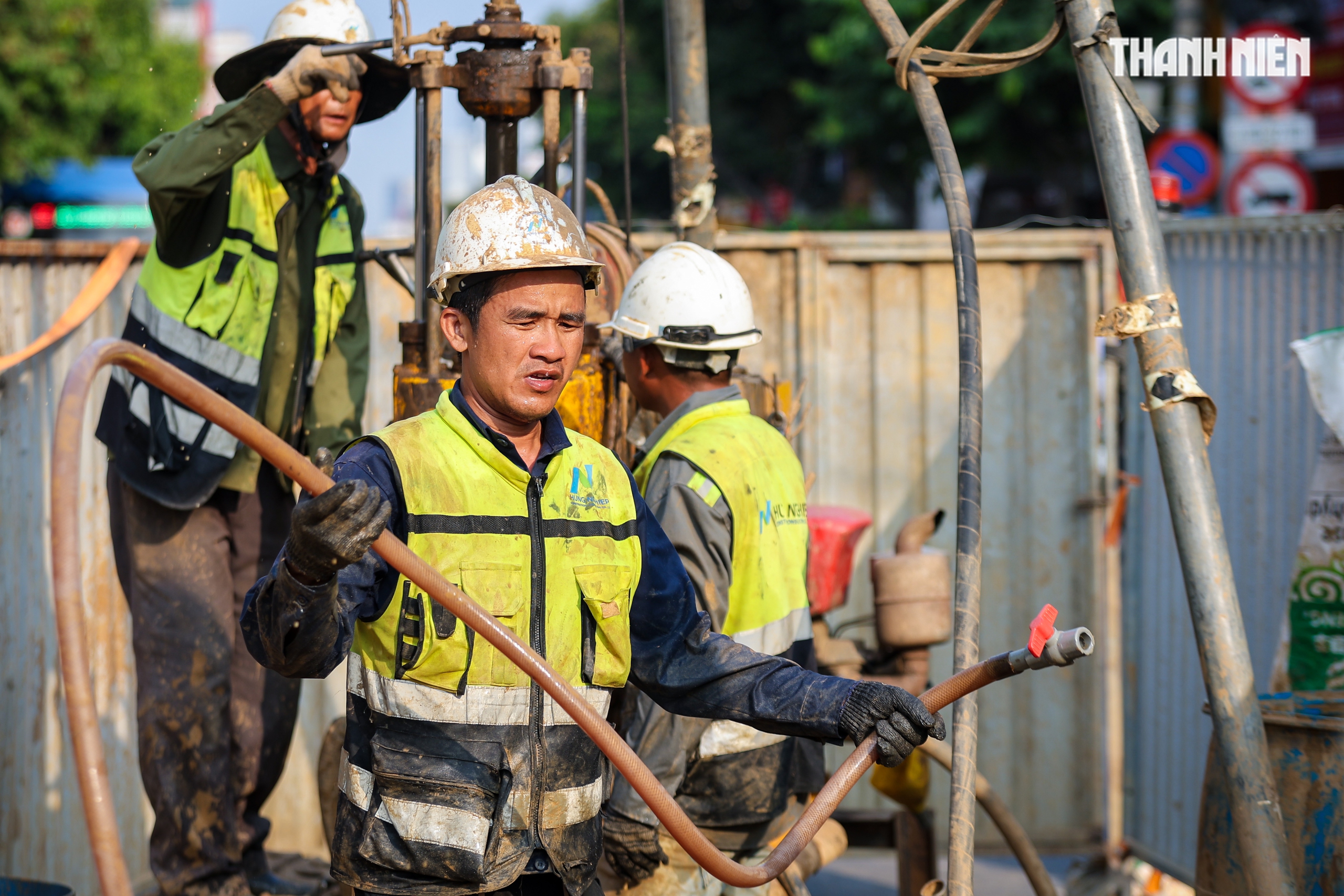 H&agrave;ng trăm điểm khoan khảo s&aacute;t địa chất dọc tuyến metro số 2 tại TP.HCM- Ảnh 6.