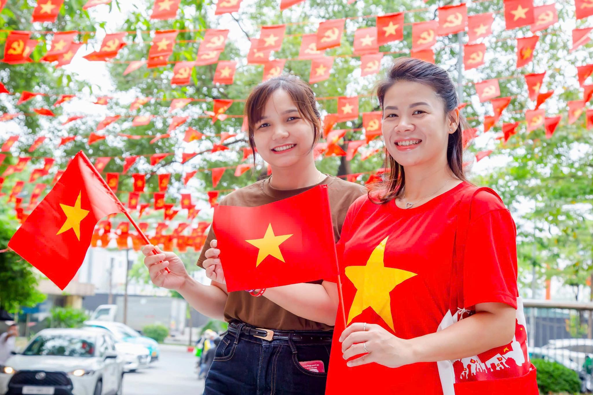 Bộ Nội vụ không hoán đổi ngày nghỉ lễ Giỗ tổ - 30 . 4 Năm 2026 - Ảnh 2.