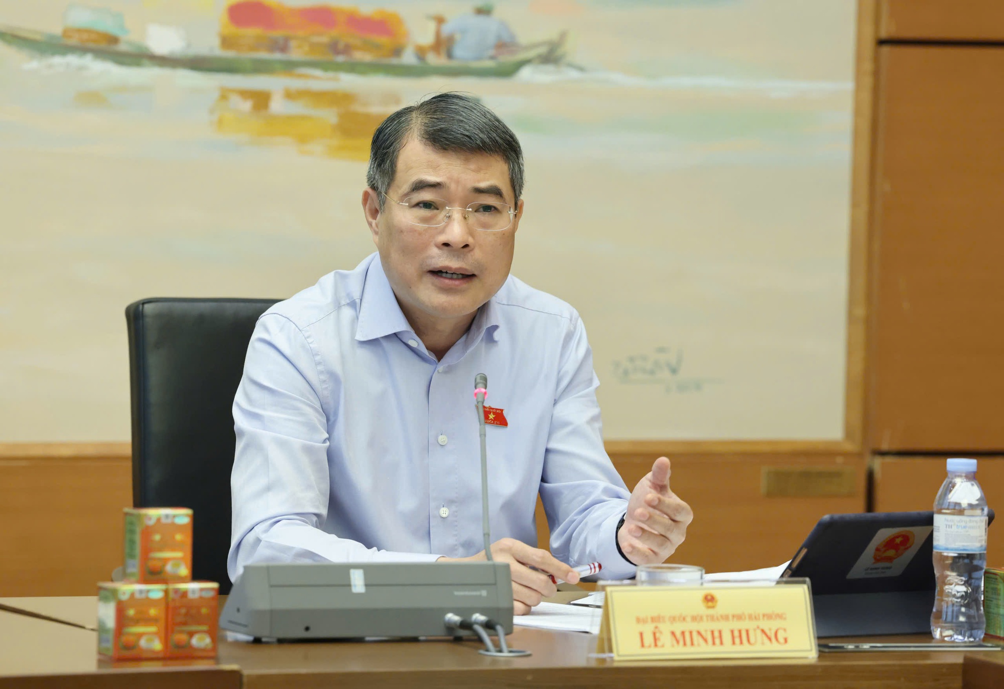 Thủ tướng L&ecirc; Minh Hưng kh&ocirc;ng chấp nhận tăng trưởng n&oacute;ng bằng mọi gi&aacute; trong năm 2026 - Ảnh 1.