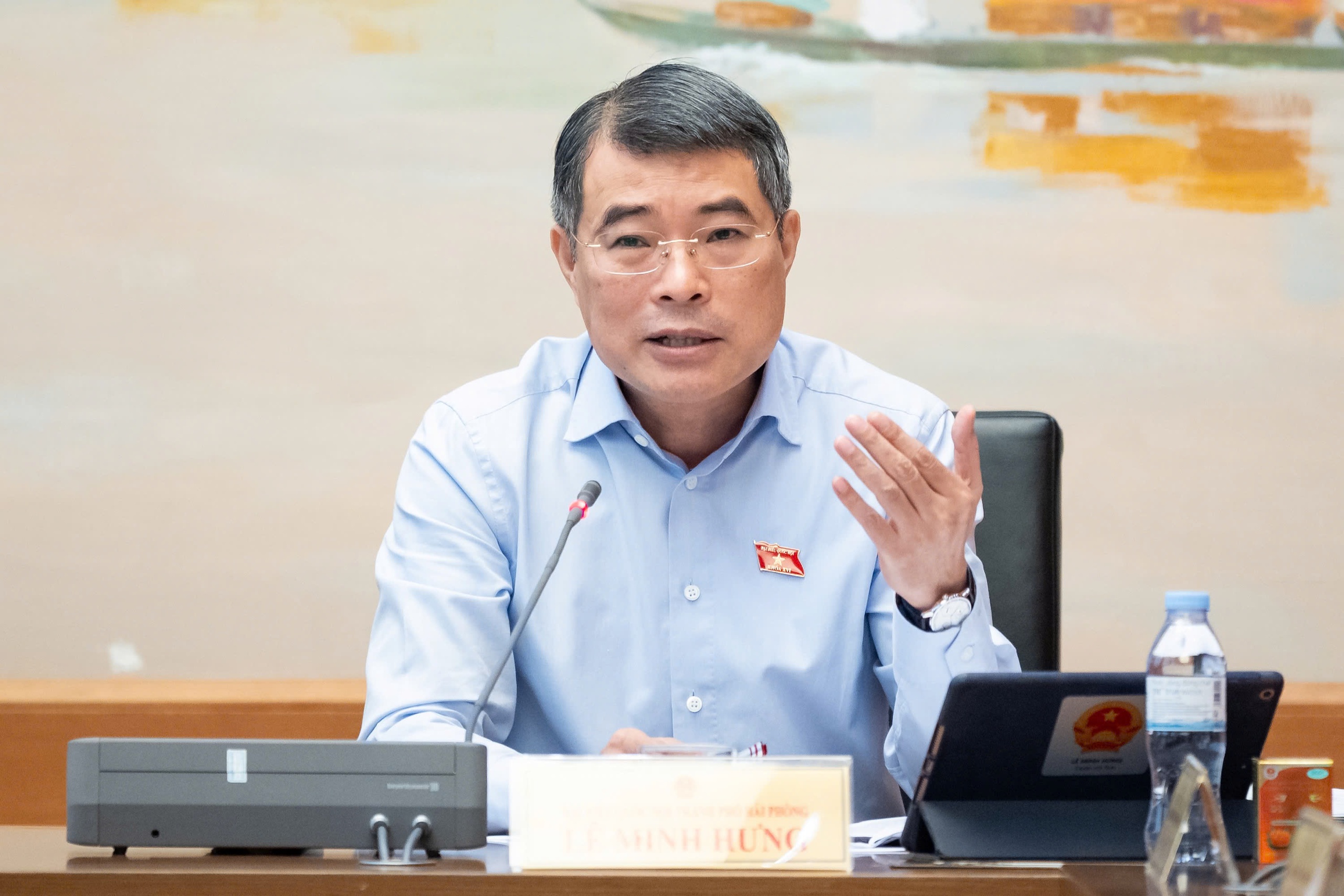 Thủ tướng Lê Minh Hưng: Không chấp nhận tăng trưởng 'nóng' bằng mọi giá
