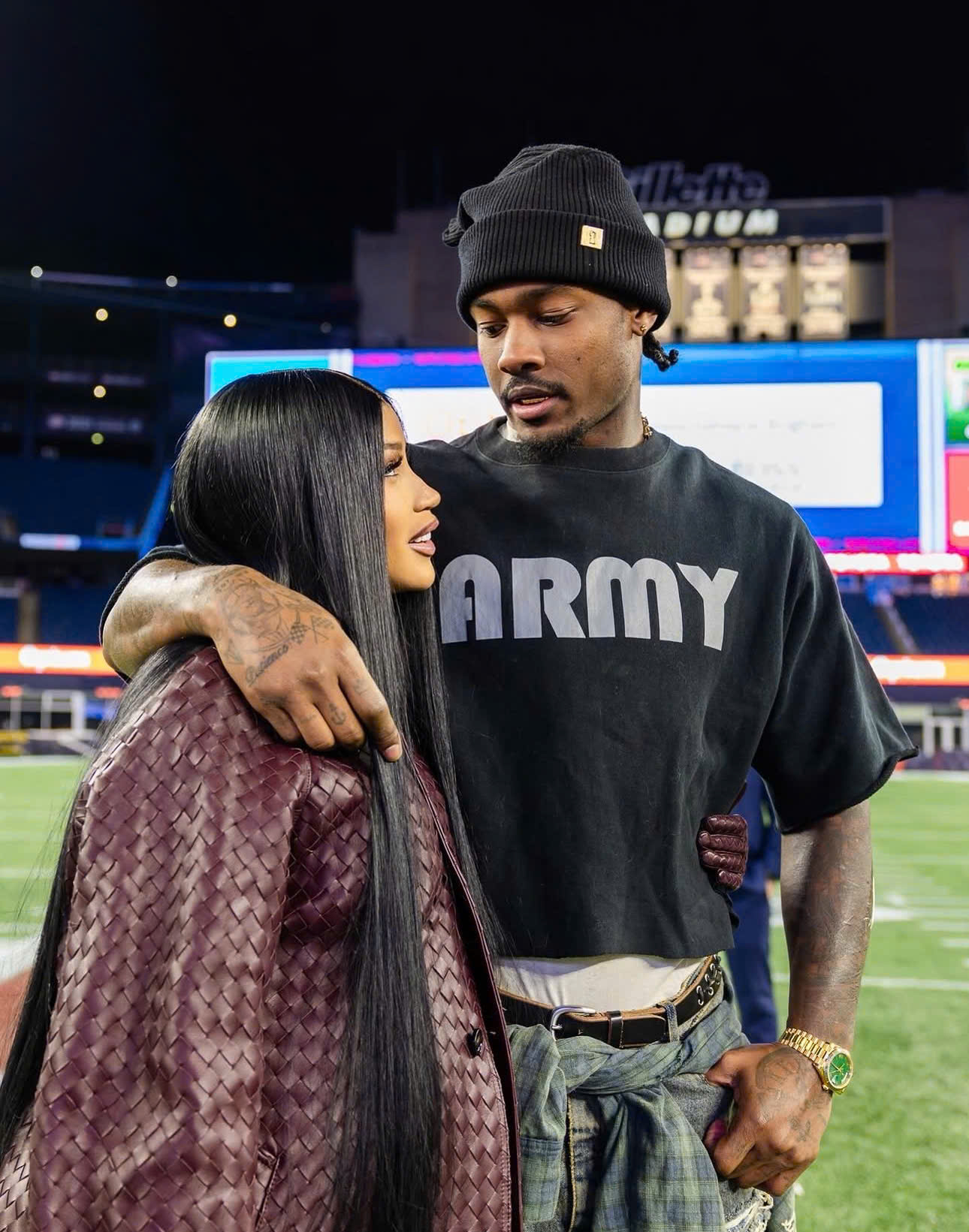 Chồng cũ yêu cầu Cardi B xét nghiệm ADN cho các con