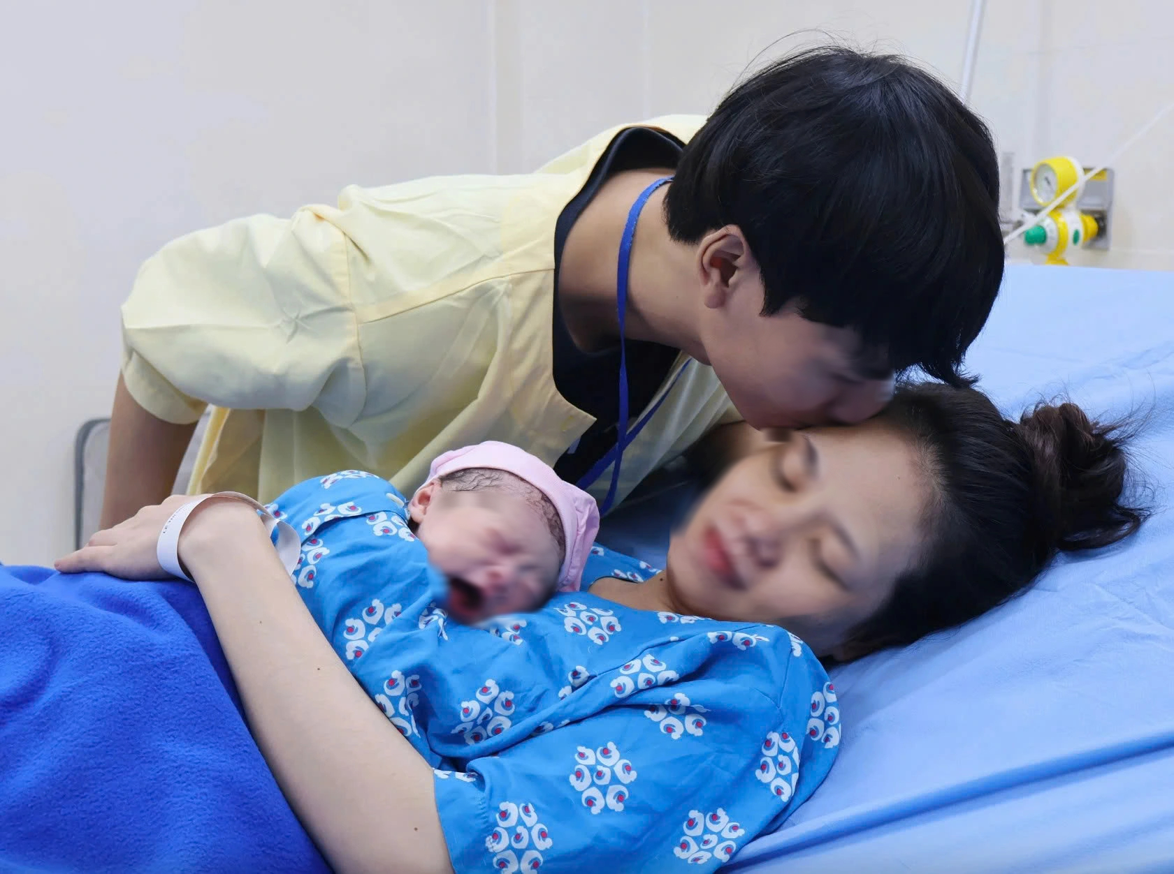 Dự báo dân số Việt Nam giảm mạnh năm 2023 không phải do phụ nữ lười sinh con - Ảnh 2. Dự báo dân số Việt Nam giảm mạnh năm 2023 không phải do phụ nữ lười sinh con - Ảnh 2.