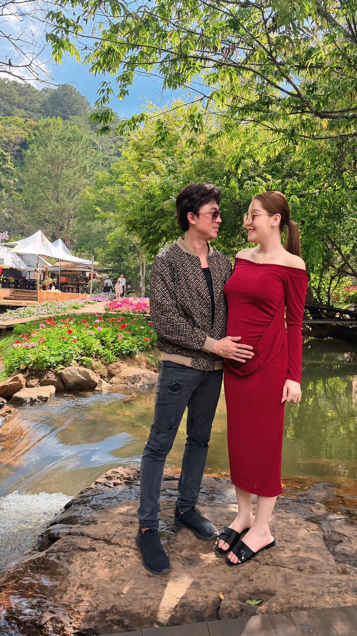 Nhan sắc cháu gái Kim Tiểu Long vừa công khai tình cảm với Hồ Việt Trung - Ảnh 4.