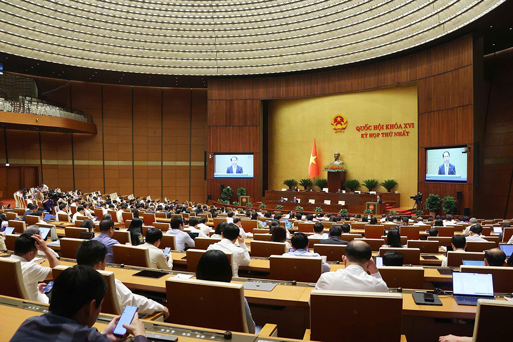 Chưa thể bỏ địa giới hành chính khi công chứng bất động sản- Ảnh 1. Chưa thể bỏ địa giới hành chính khi công chứng bất động sản- Ảnh 1.