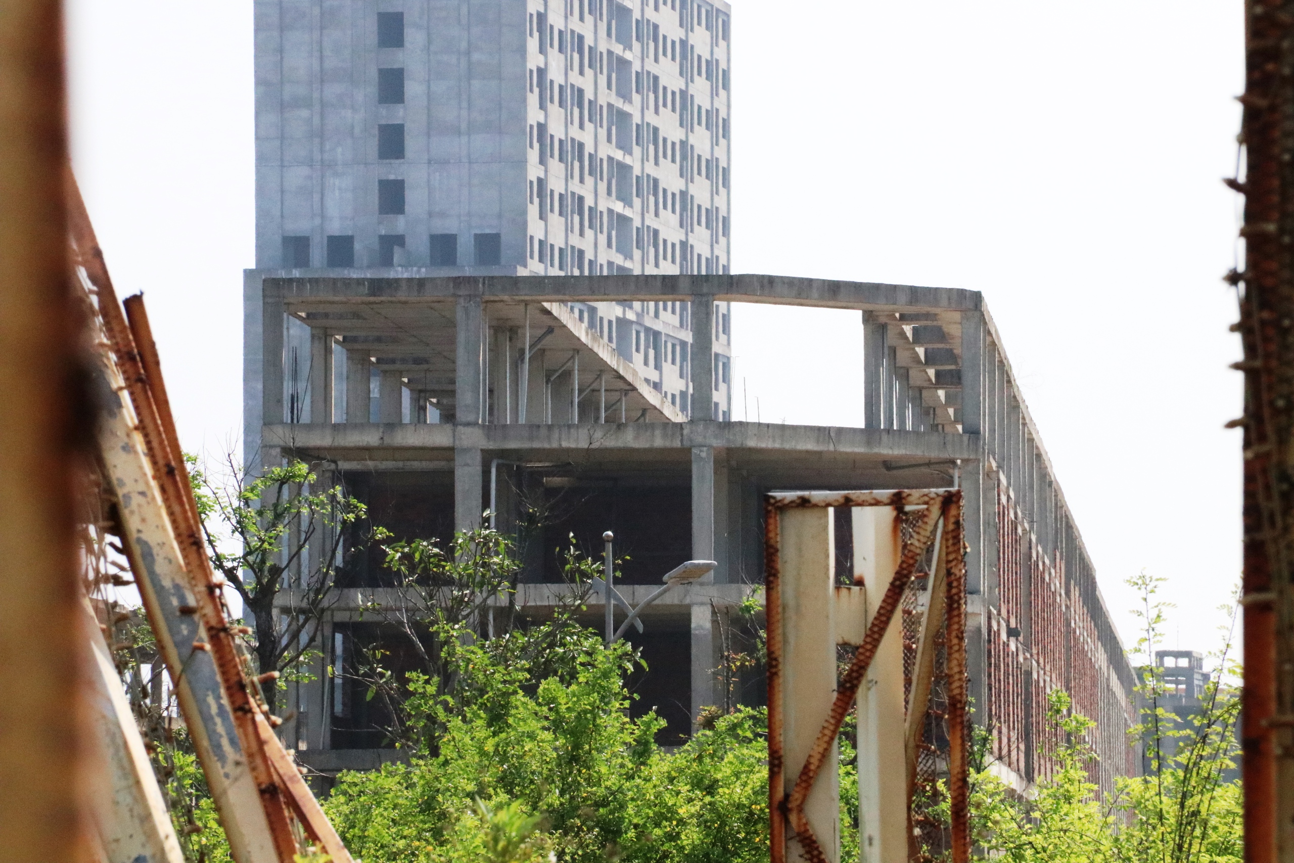 Cận cảnh 'si&ecirc;u dự &aacute;n' 11.000 tỉ đồng hoang t&agrave;n tr&ecirc;n đất v&agrave;ng ở Đ&agrave; Nẵng- Ảnh 10.