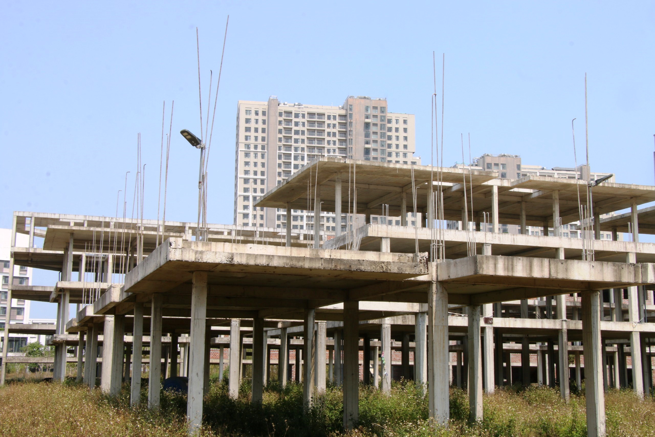 Cận cảnh 'si&ecirc;u dự &aacute;n' 11.000 tỉ đồng hoang t&agrave;n tr&ecirc;n đất v&agrave;ng ở Đ&agrave; Nẵng- Ảnh 16.