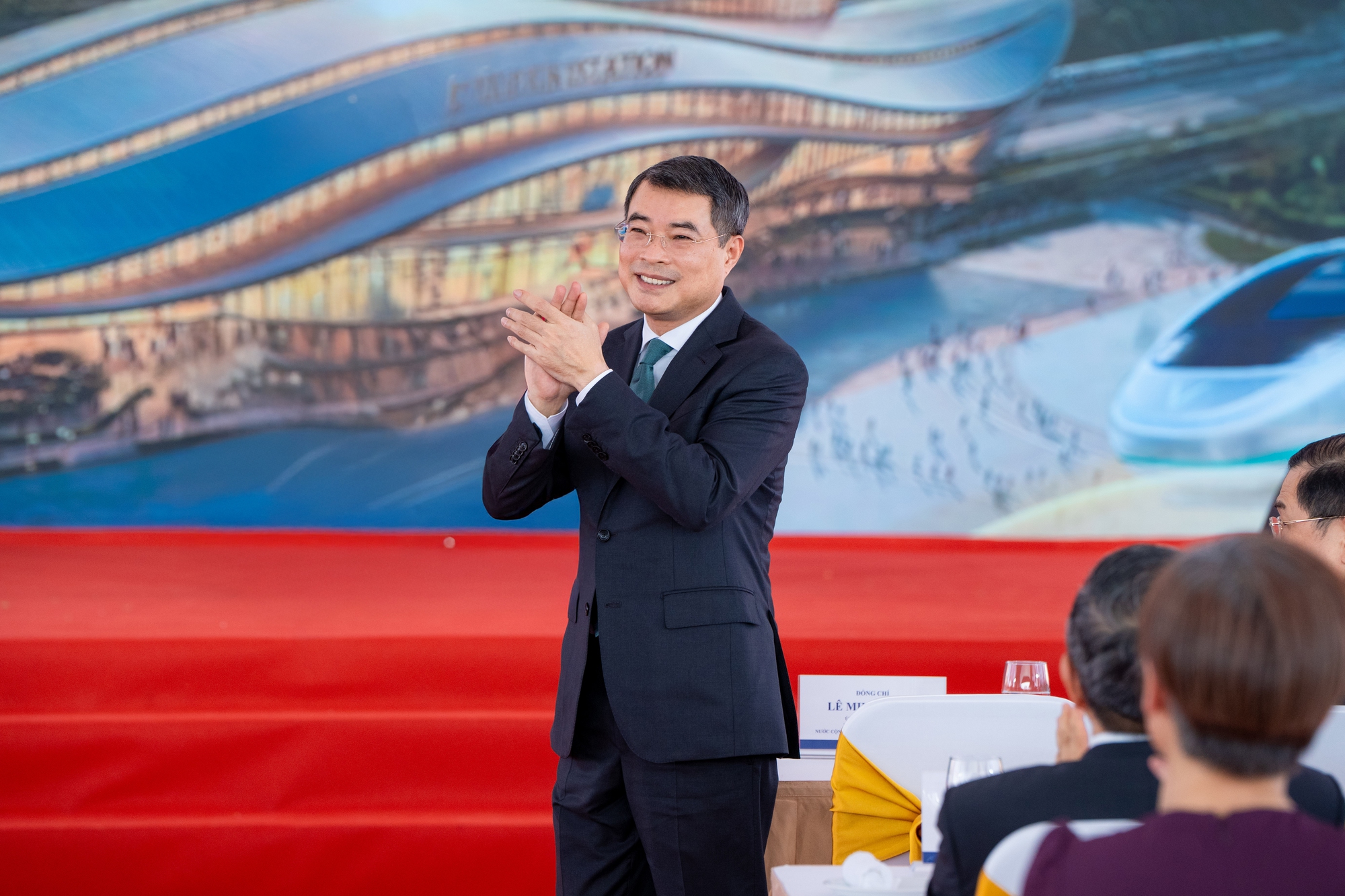 Thủ tướng bấm nút khởi công đường sắt tốc độ cao Hà Nội - Quảng Ninh- Ảnh 2.