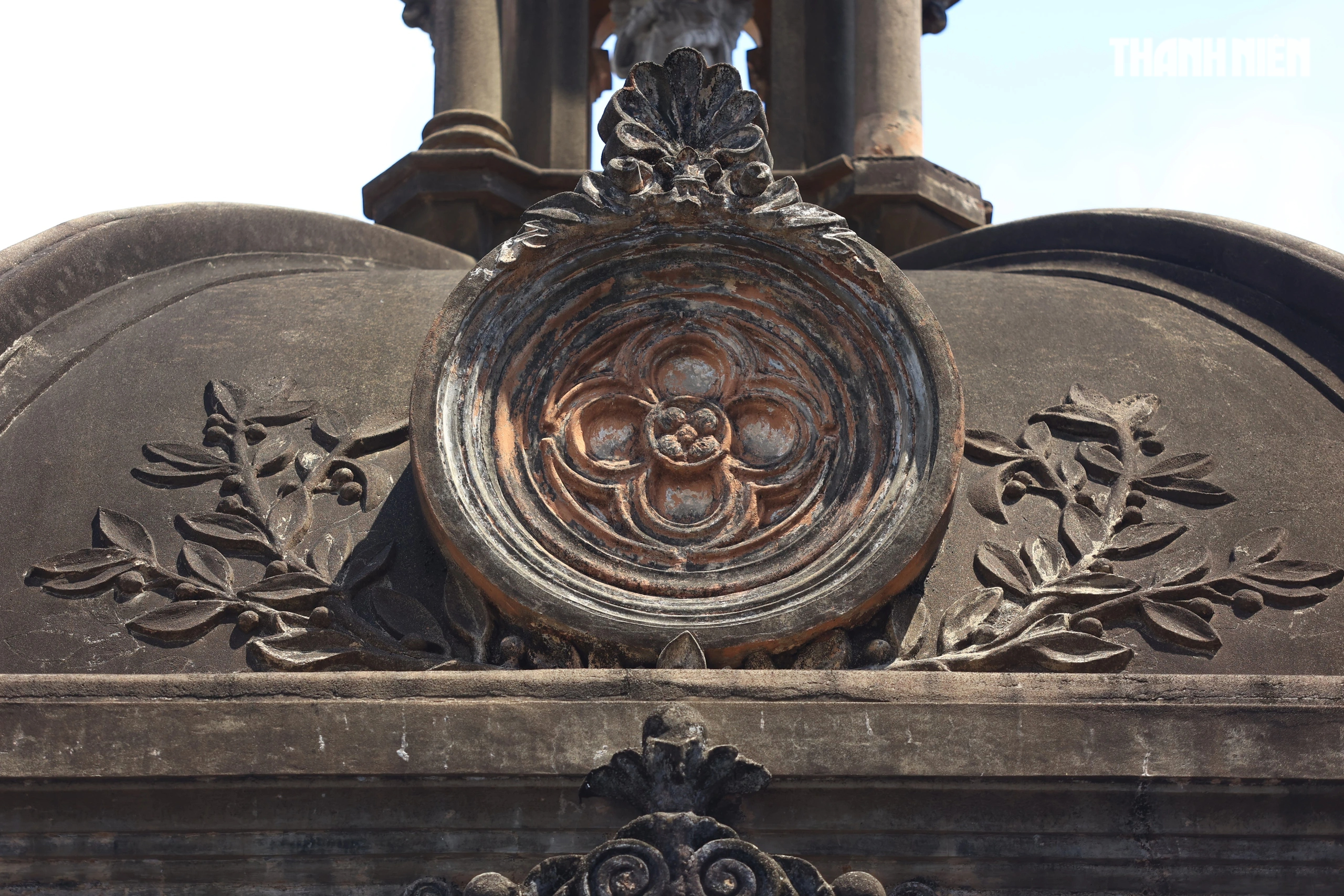 Mộ cổ 112 năm kiến trúc giống nhà thờ ở TP.HCM: Dấu tích tri huyện xưa - Ảnh 8.