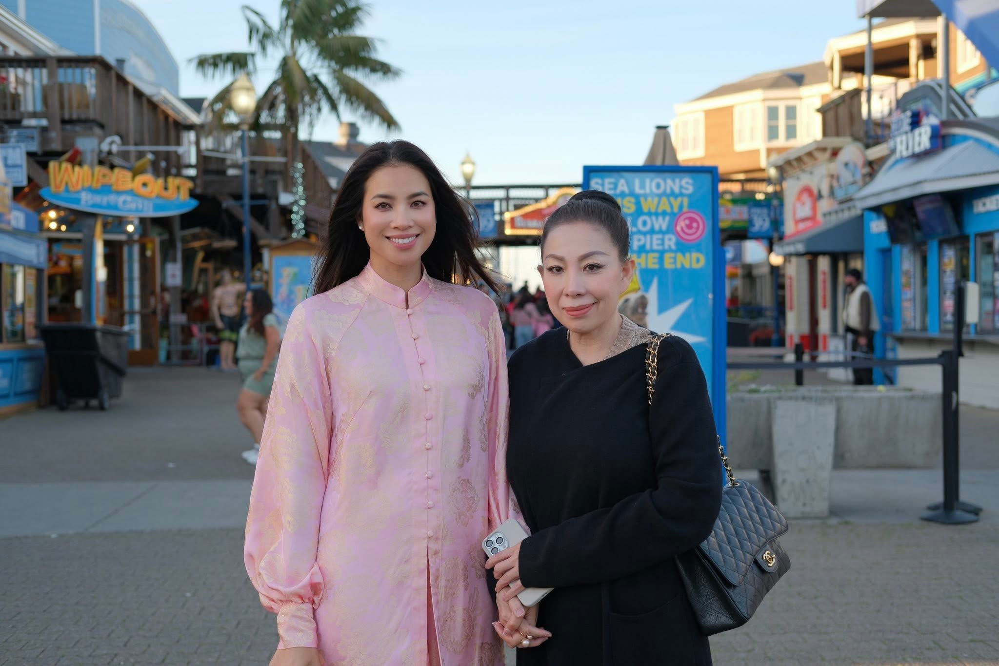 Cuộc sống Hoa hậu Phạm Hương trên đất Mỹ- Ảnh 3. Cuộc sống Hoa hậu Phạm Hương trên đất Mỹ- Ảnh 3.