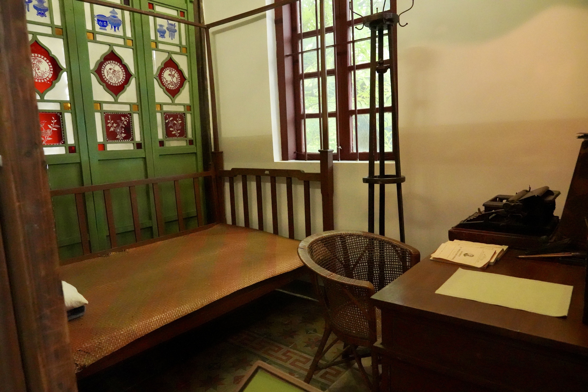 &Aacute; hậu Ch&acirc;u Anh: &lsquo;H&agrave;nh tr&igrave;nh đỏ&rsquo; mang theo kh&aacute;t vọng của thanh ni&ecirc;n Việt Nam- Ảnh 5.