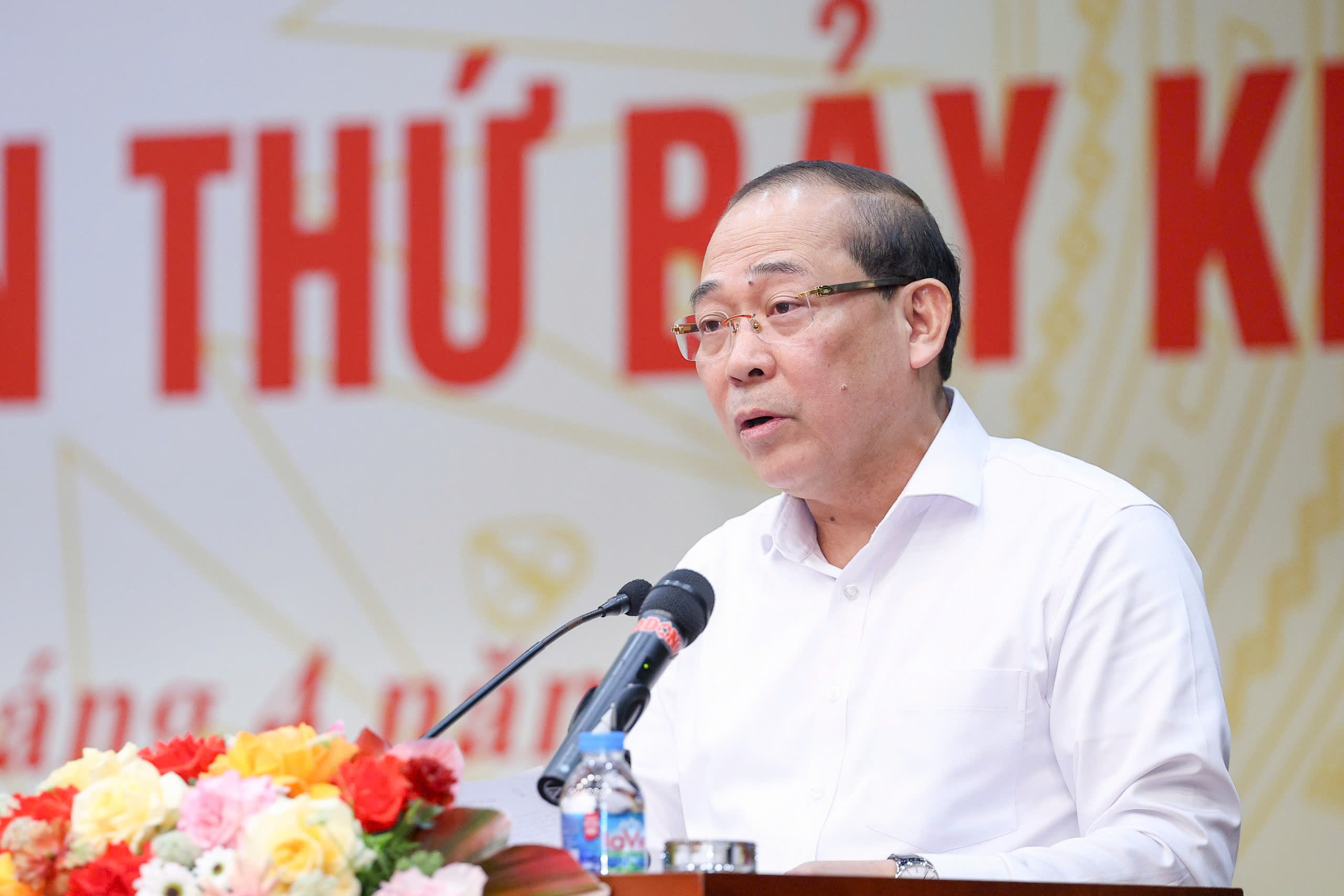 Đo&agrave;n Chủ tịch Ủy ban Trung ương MTTQ Việt Nam hội nghị, cho &yacute; kiến về cơ cấu nh&acirc;n sự Đại hội XI- Ảnh 3.