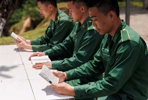 - Ảnh 11. - Ảnh 11.