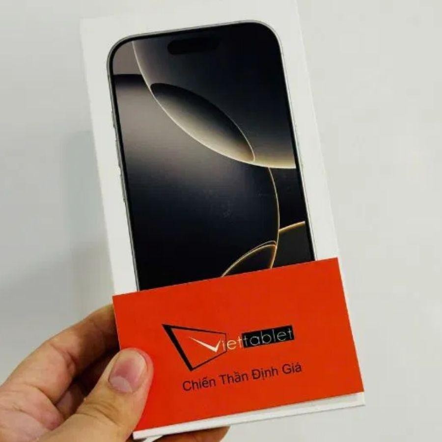 Tháng mấy iPhone 15 Pro Max và iPhone 16 Pro Max giảm giá mạnh nhất? - Ảnh 3.