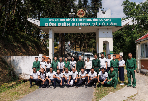 - Ảnh 10. - Ảnh 10.