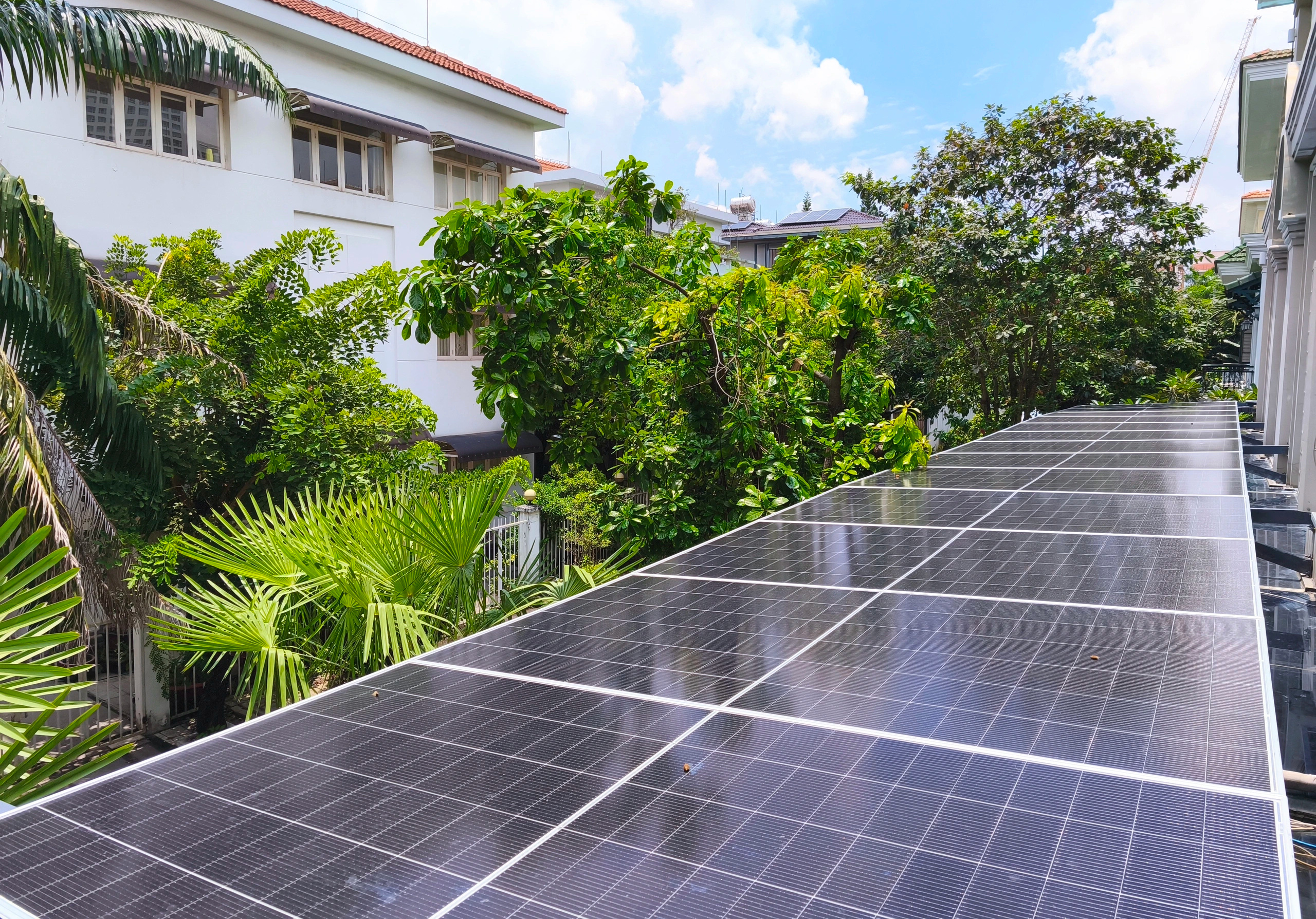 Mới: Cảnh cáo, phạt tiền nếu lắp điện mặt trời mà không gửi thông báo- Ảnh 1.