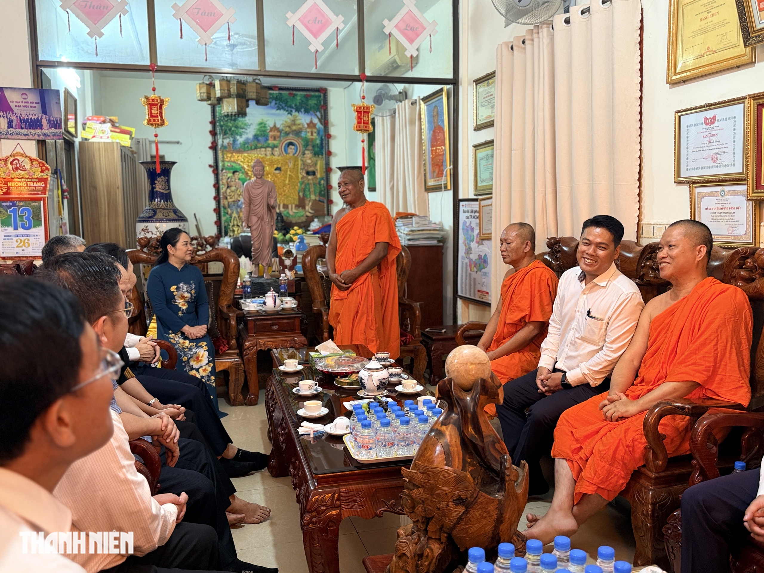 Bộ D&acirc;n tộc v&agrave; T&ocirc;n gi&aacute;o ch&uacute;c Tết Ch&ocirc;l Chnăm Thm&acirc;y tại ch&ugrave;a Candaransi 80 năm tuổi - Ảnh 3.