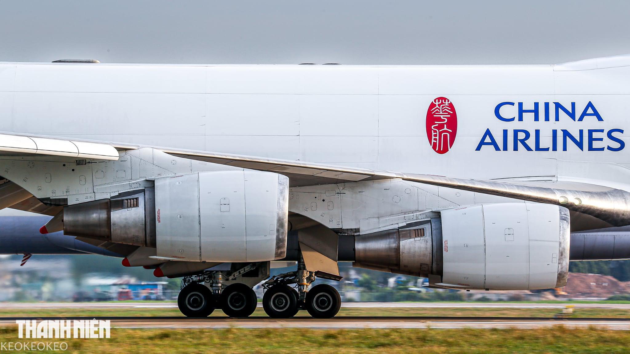 Đam mê ảnh máy bay ở tp . Hcm: Những khoảnh khắc tuyệt vời từ sân bay Tân Sơn Nhất - Ảnh 9. Đam mê ảnh máy bay ở tp . Hcm: Những khoảnh khắc tuyệt vời từ sân bay Tân Sơn Nhất - Ảnh 9.