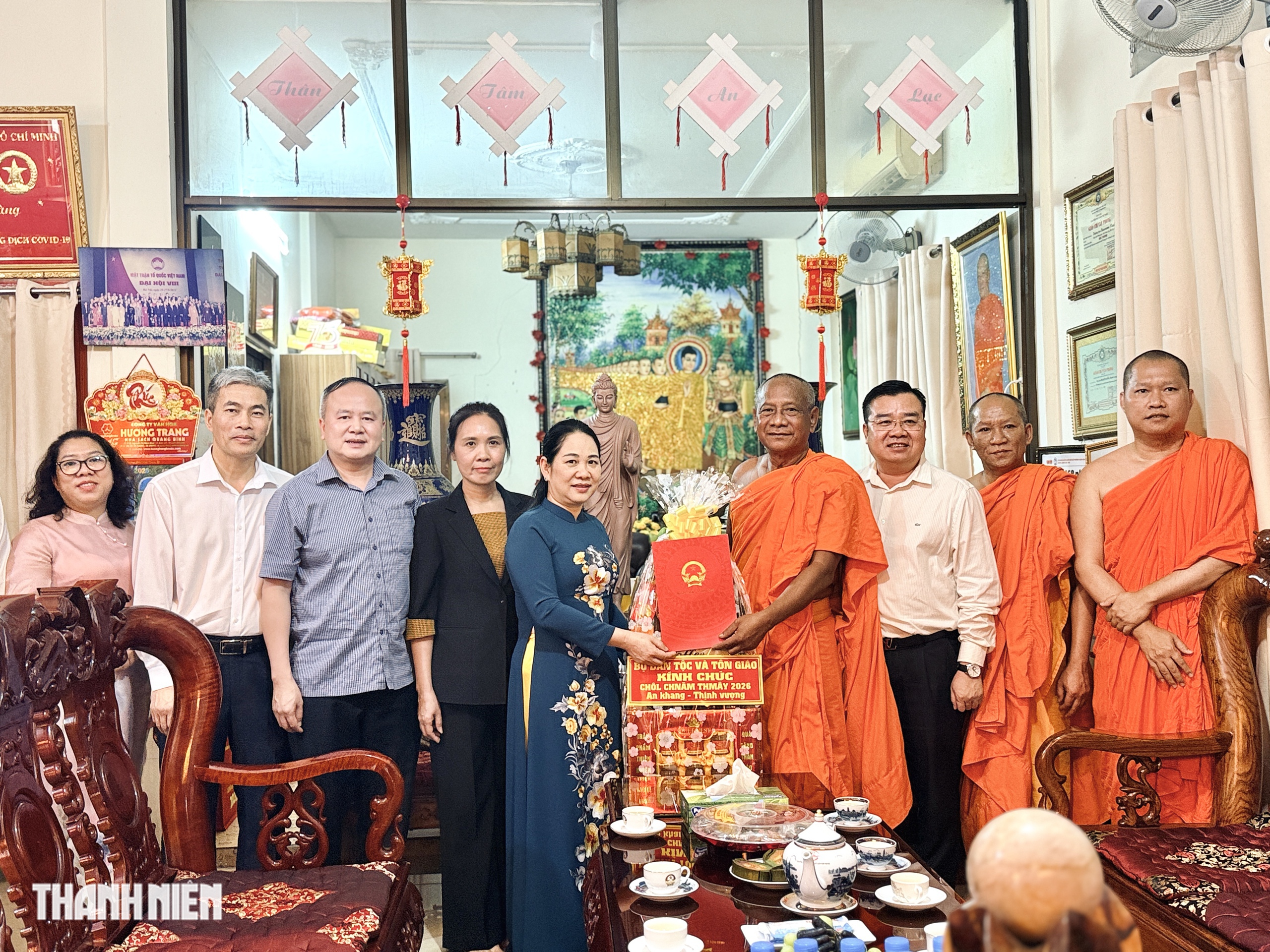 Bộ D&acirc;n tộc v&agrave; T&ocirc;n gi&aacute;o ch&uacute;c Tết Ch&ocirc;l Chnăm Thm&acirc;y tại ch&ugrave;a Candaransi 80 năm tuổi - Ảnh 1.