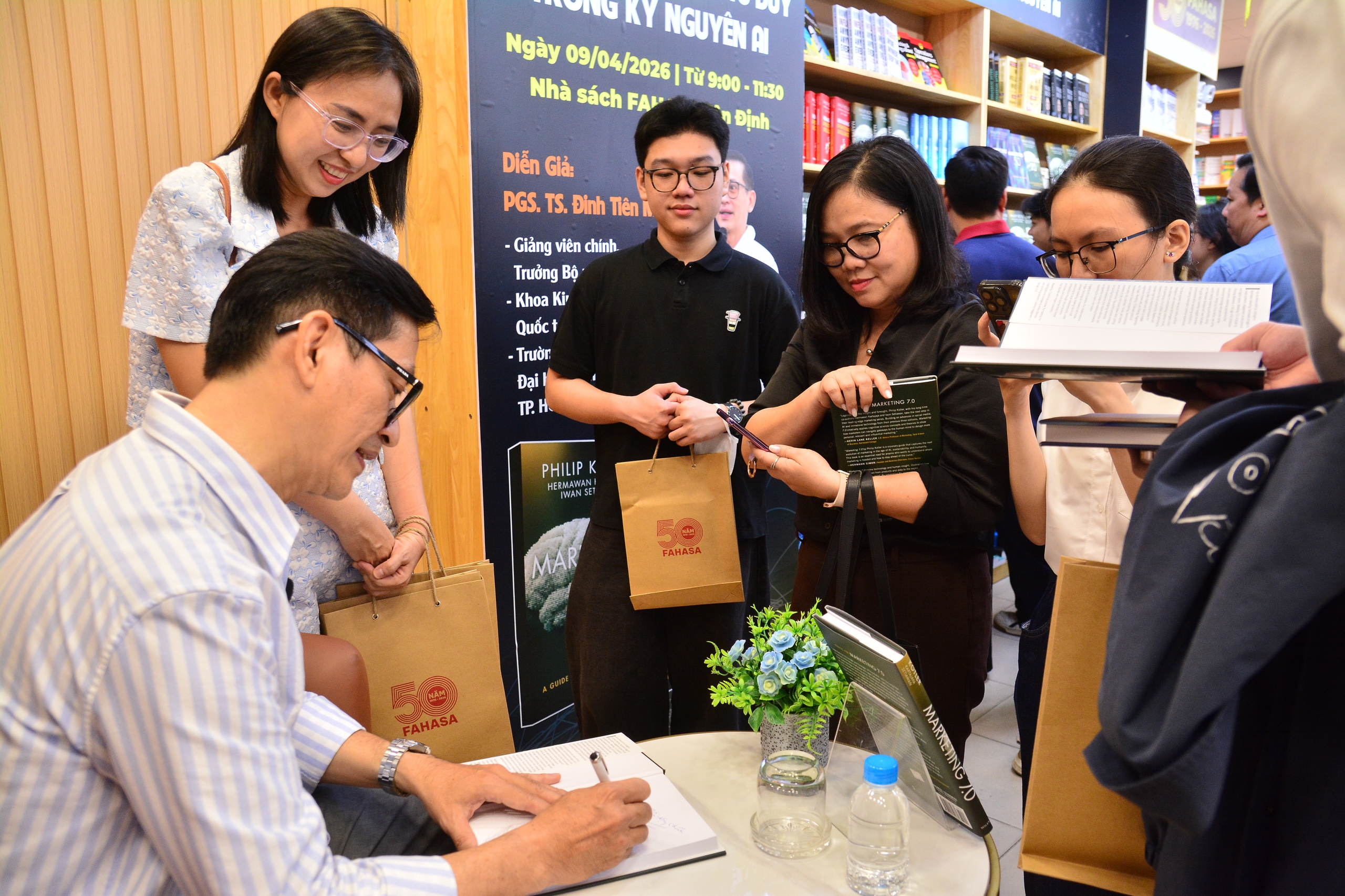 Trải nghiệm văn hóa Nhật Bản tại Nhà sách Fahasa- Ảnh 3.