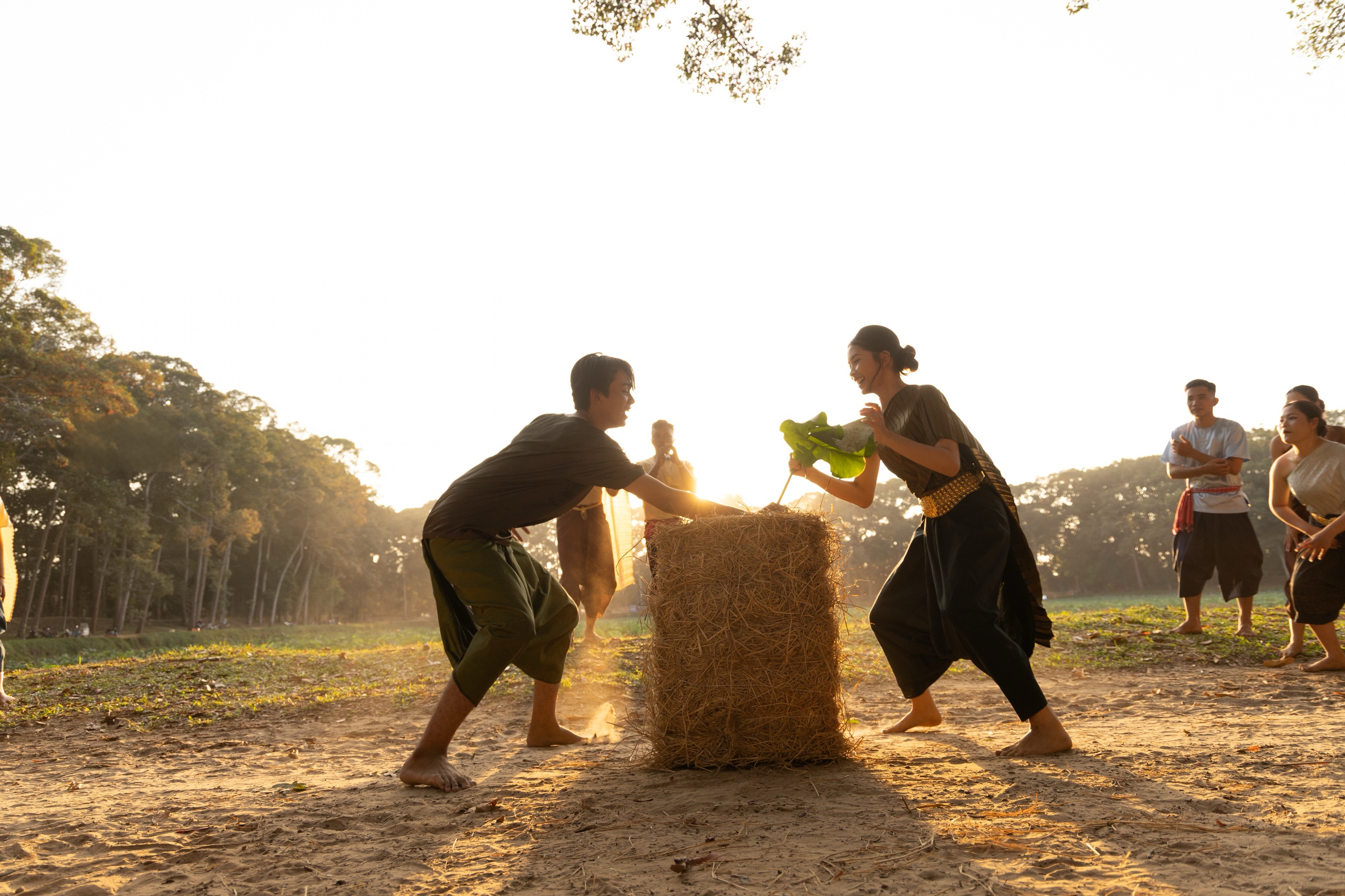 Người trẻ lan tỏa trò chơi dân gian tại Tết Chôl Chnăm Thmây- Ảnh 12. Người trẻ lan tỏa trò chơi dân gian tại Tết Chôl Chnăm Thmây- Ảnh 12.