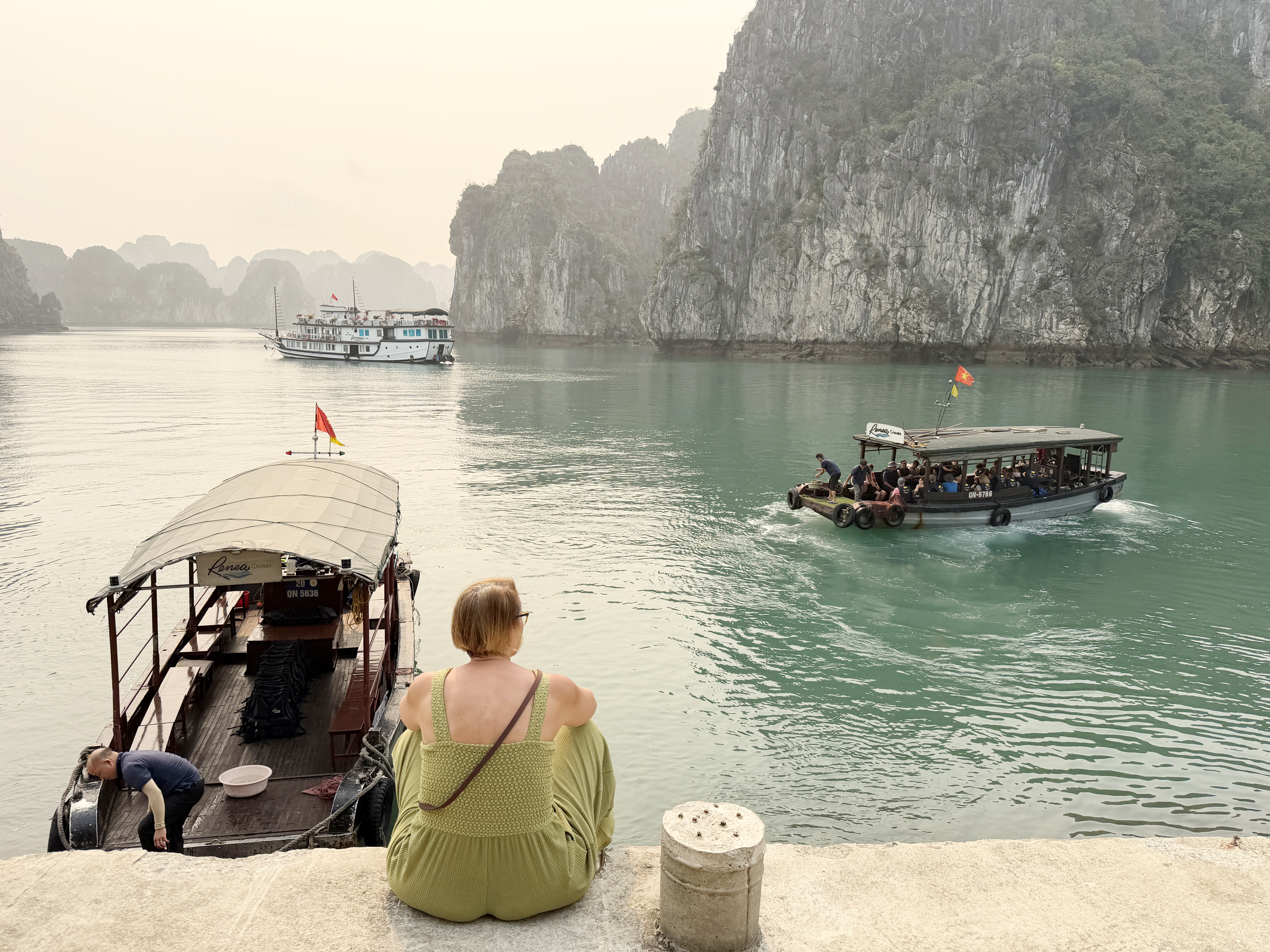 Kh&aacute;ch ngoại đổ về vịnh Hạ Long vượt xa kh&aacute;ch Việt- Ảnh 4.