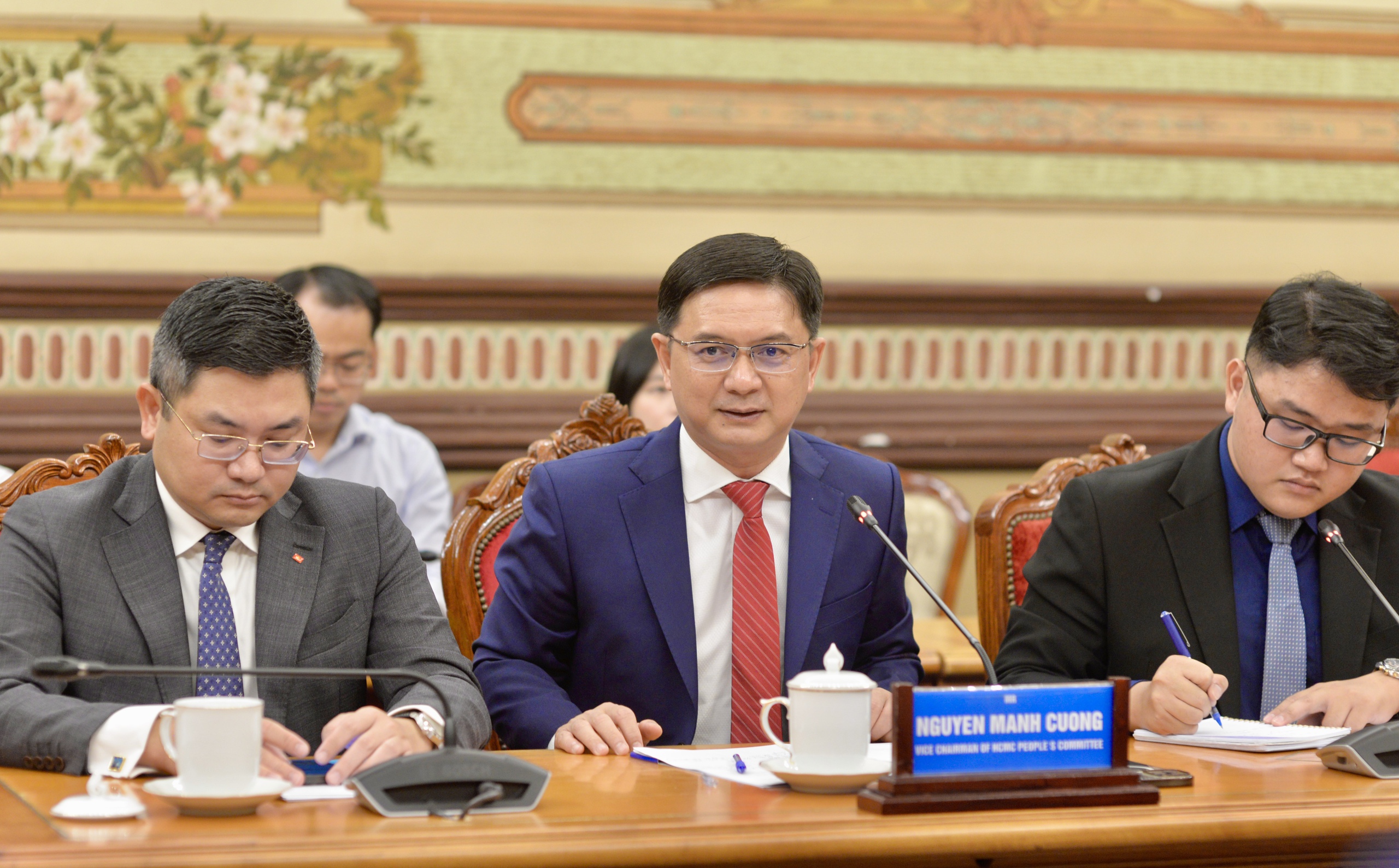 Tổ chức Lao động Quốc tế: TP.HCM đang đối diện với những thách thức lao động gì?  - Ảnh 2.